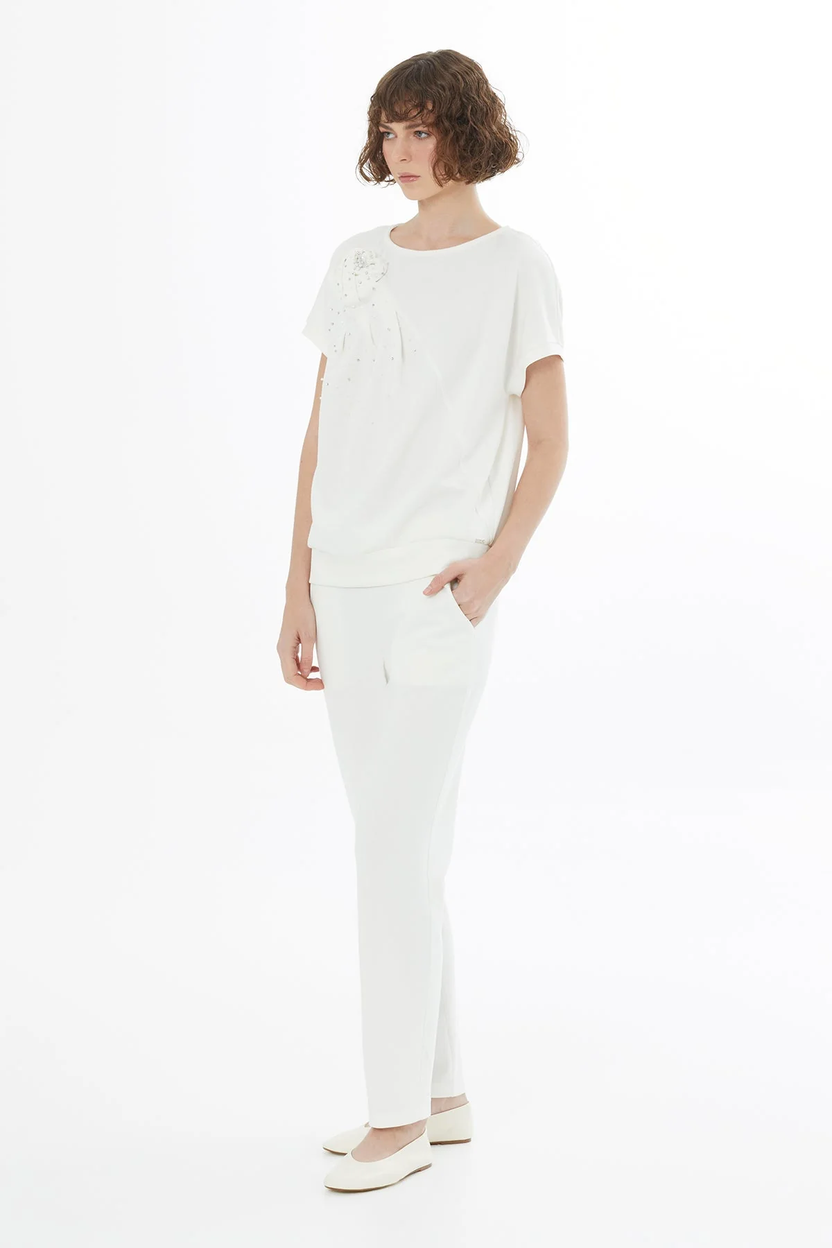 Ecru Rose Embroidered Blouse - Image 4