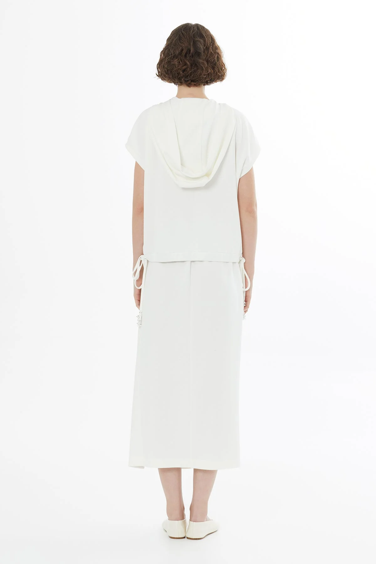 Ecru Rose Embroidered Sweatshirt - Image 5