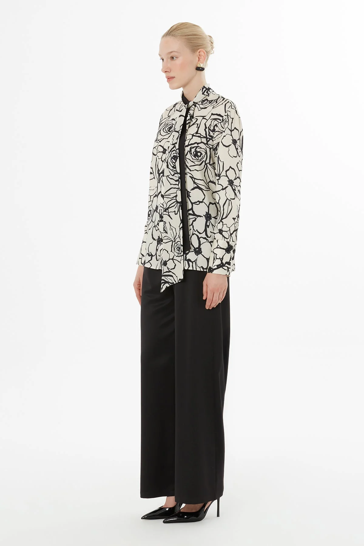 Ecru Set with Neckline Scarf - Image 3
