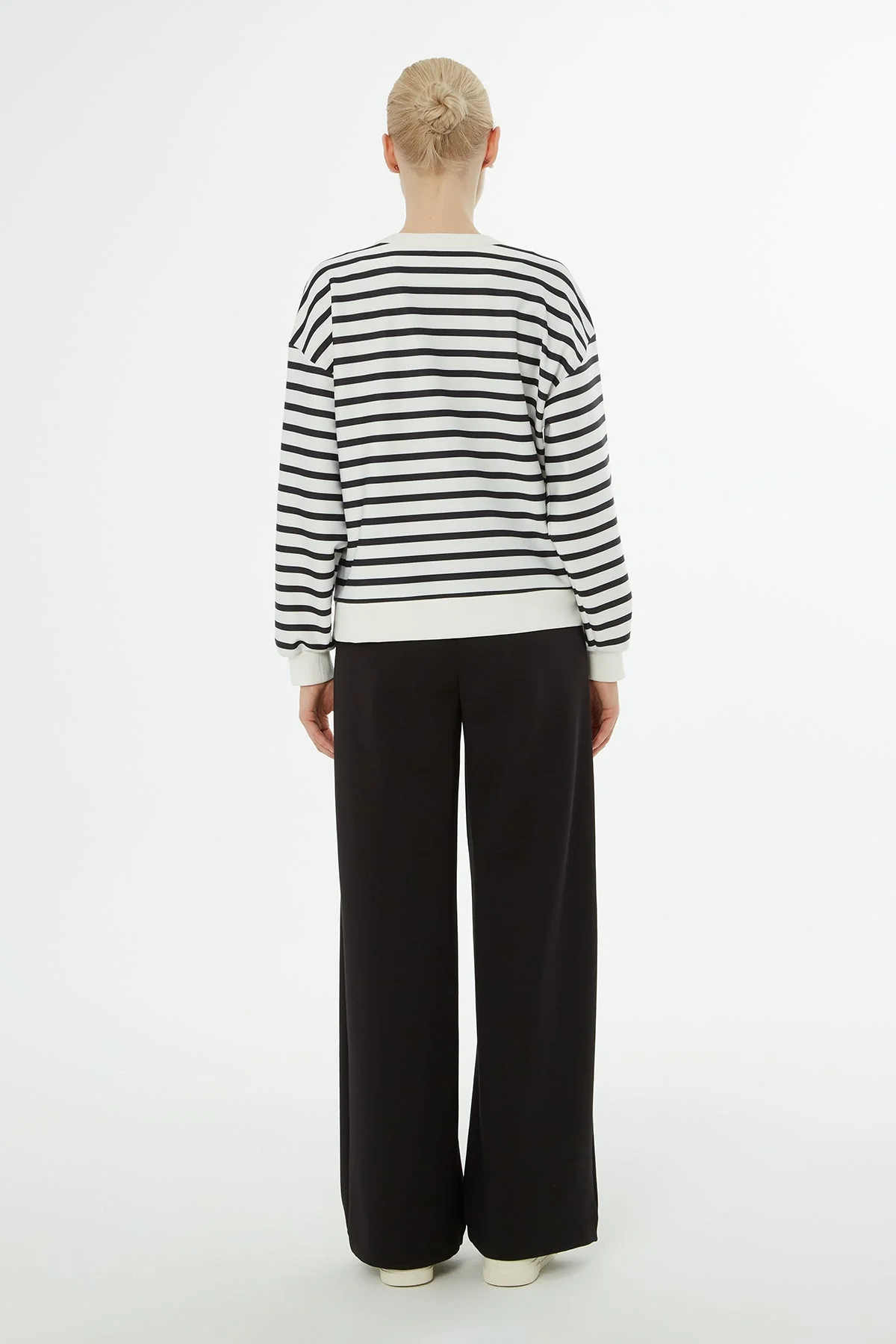 Ecru Striped Cardigan Tracksuit Set - Image 5