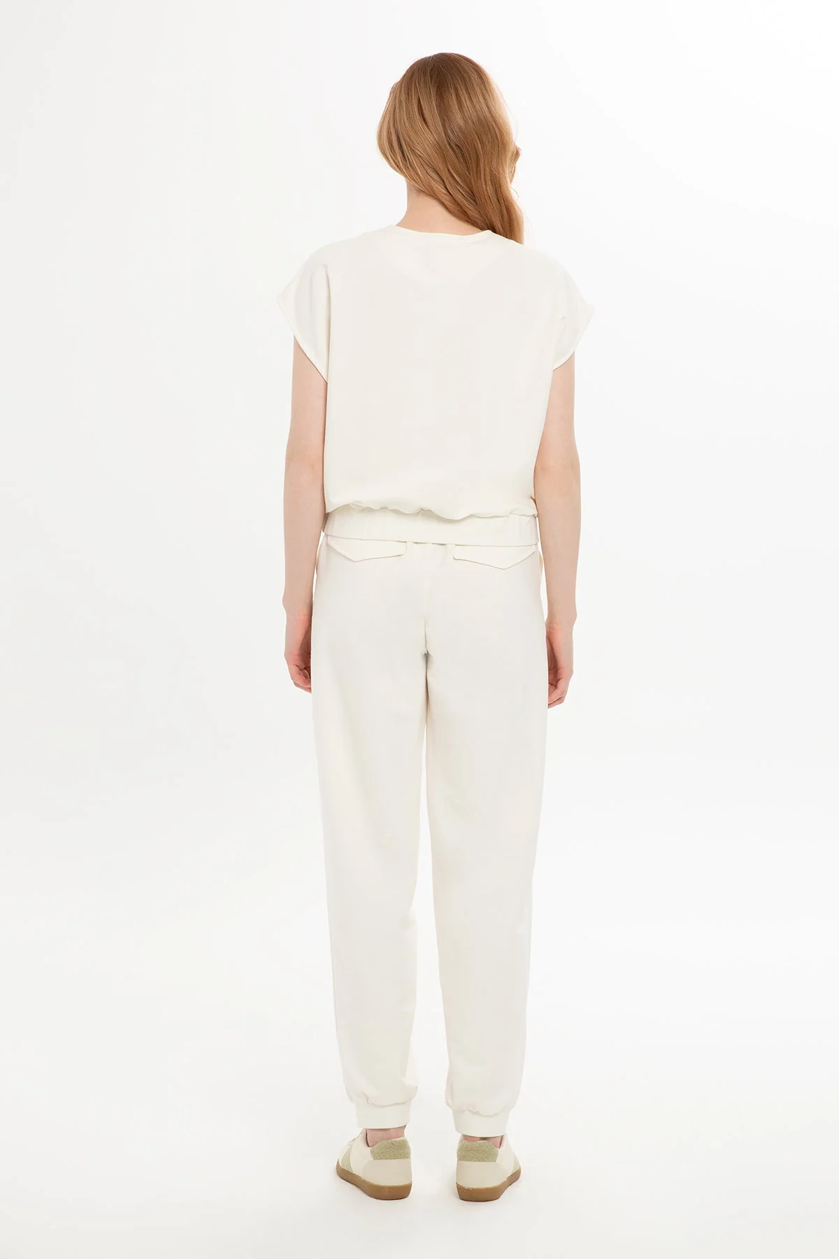 Ecru Vest-Layered Tracksuit - Image 3