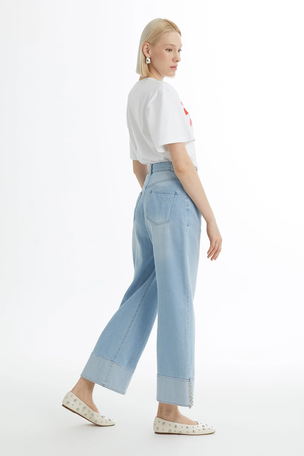 Embroidered Detail Jeans - Image 4