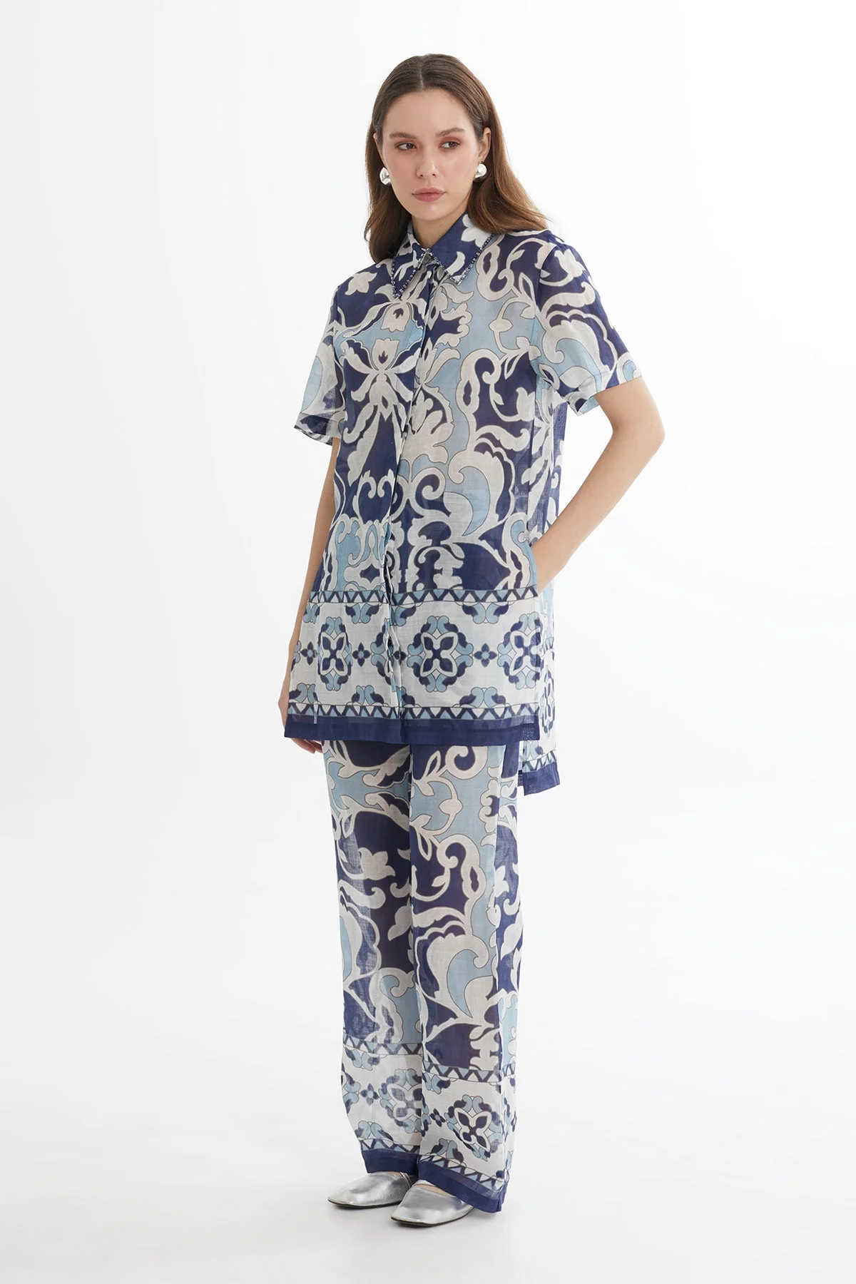 Embroidered Long Slit Shirt - Image 3