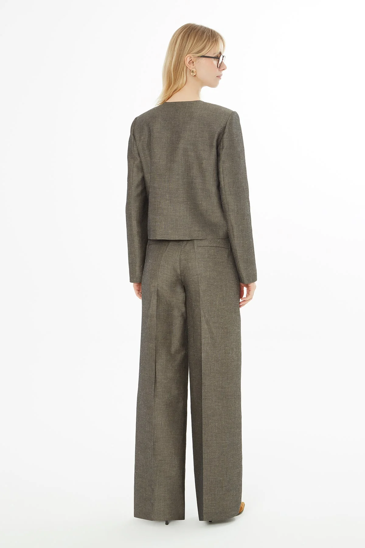 Gray Suit Jacket with Chain Collar - Image 4