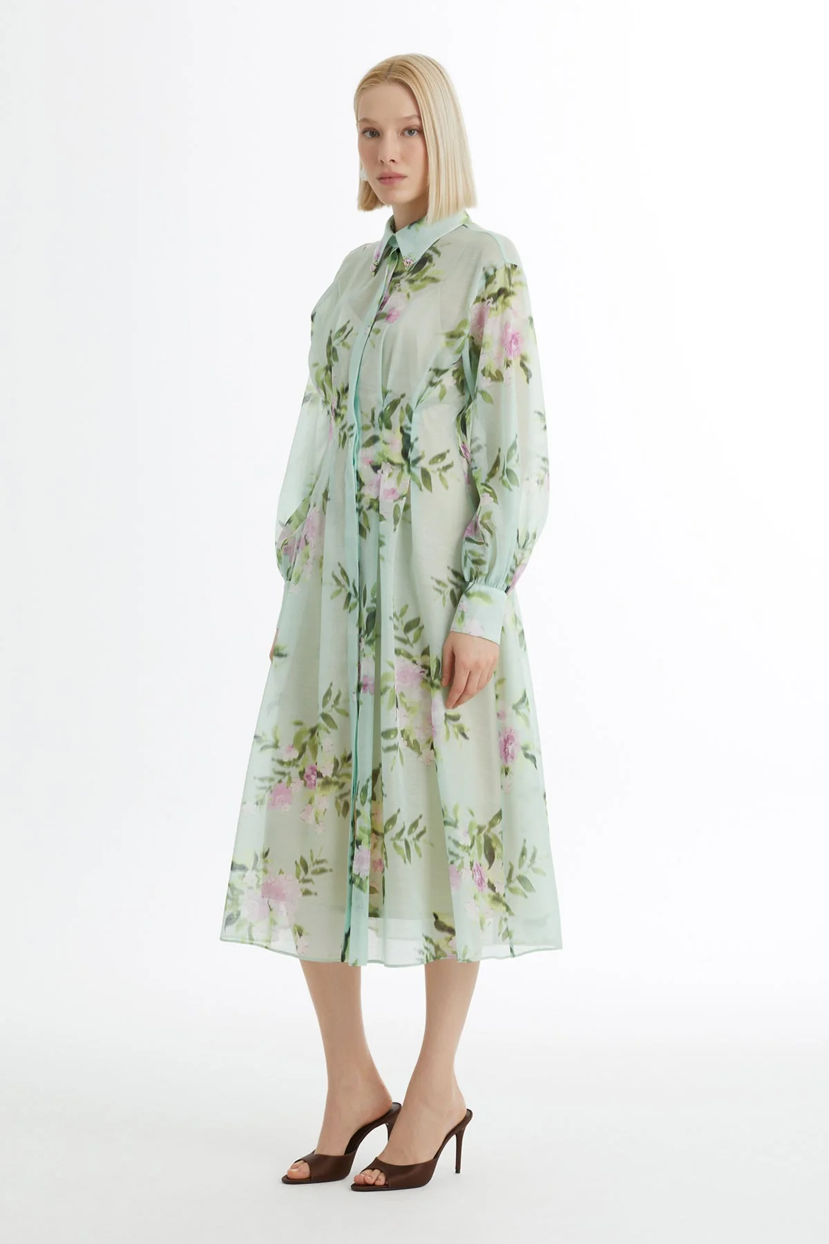 Green Balloon Sleeve Embroidered Dress - Image 3