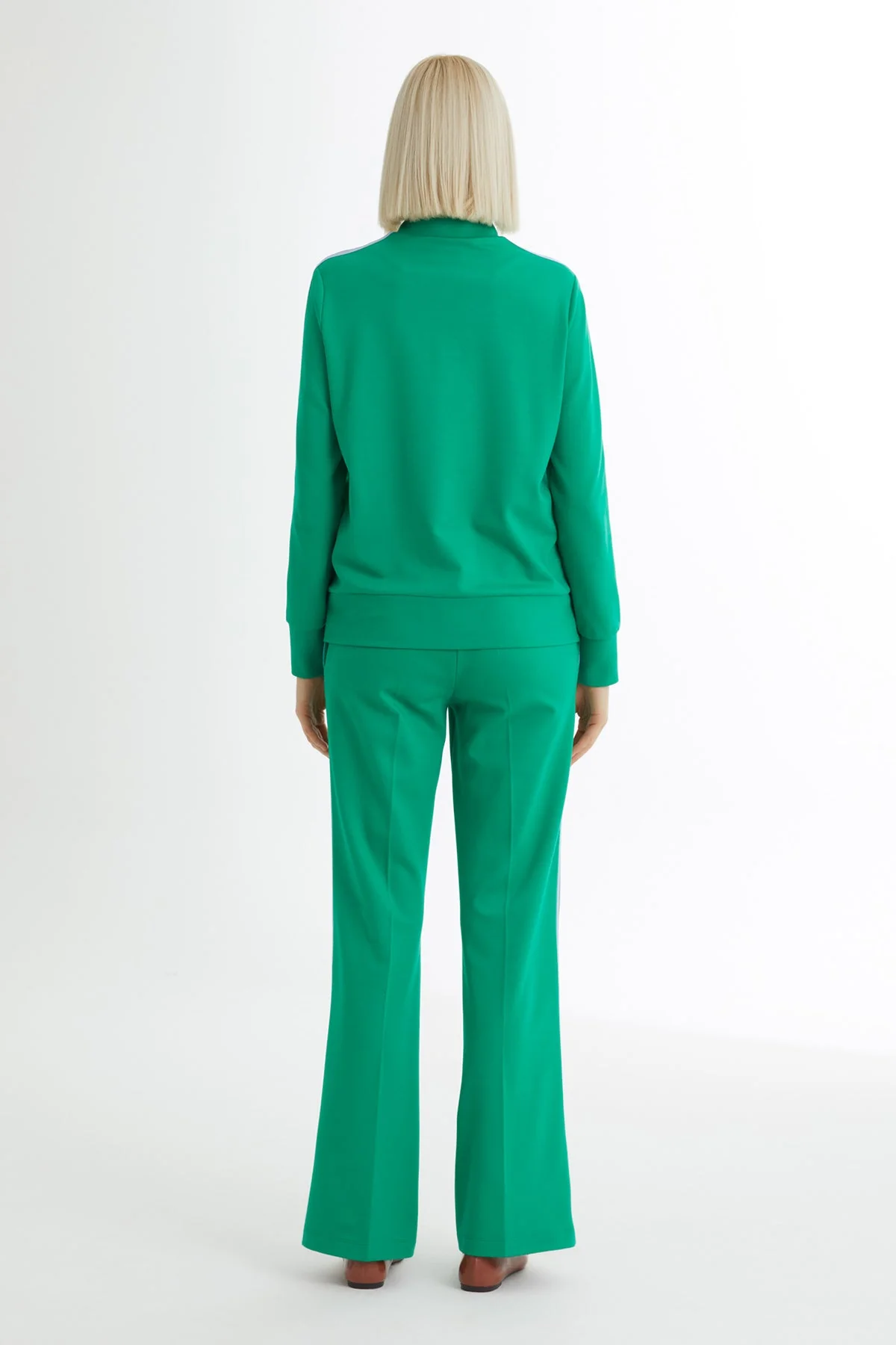 Green Jacket and Pants Sweatshirt Set with Knit Details - Image 4