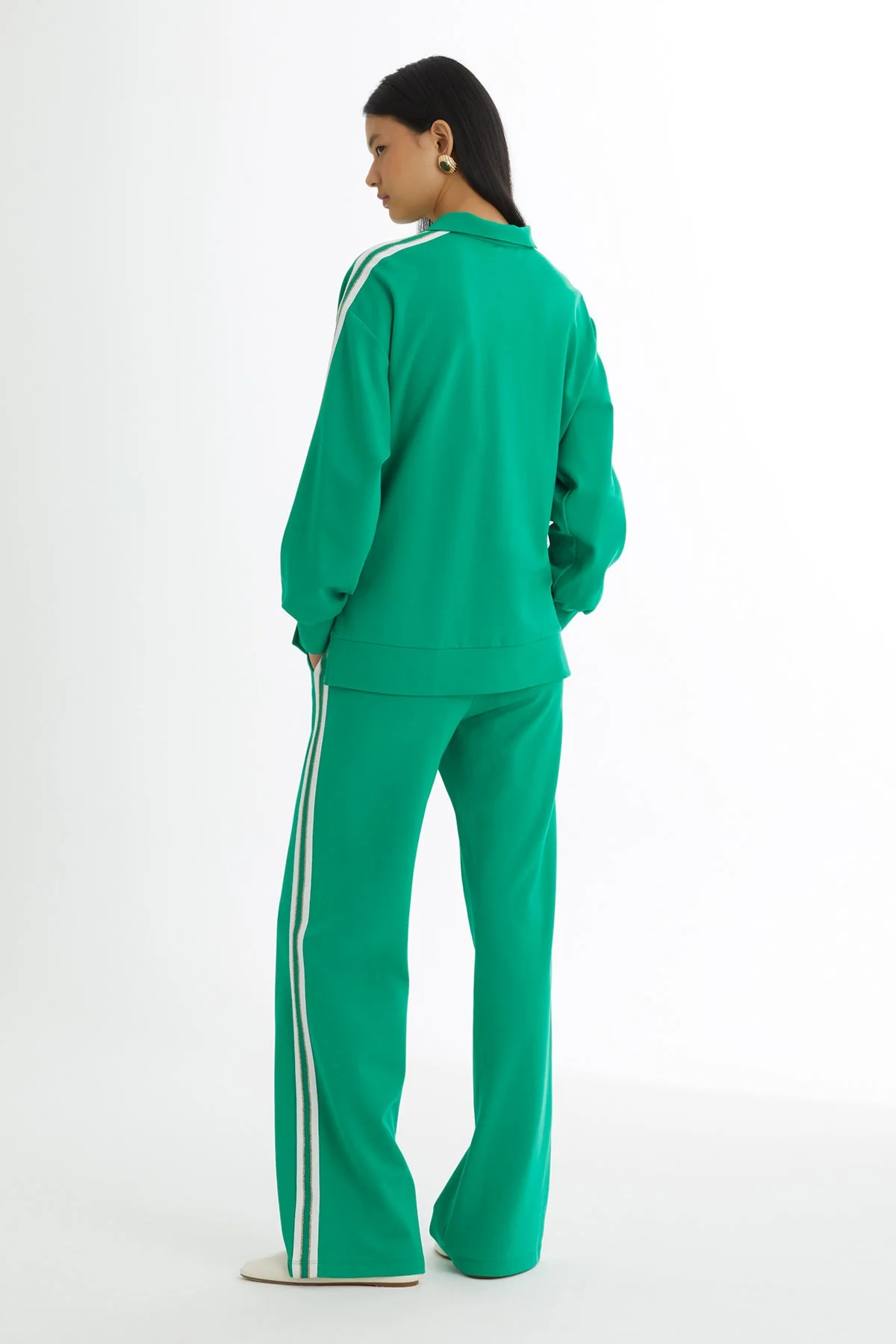 Green Knit-Detail Top and Pants Sweatshirt Set - Image 4