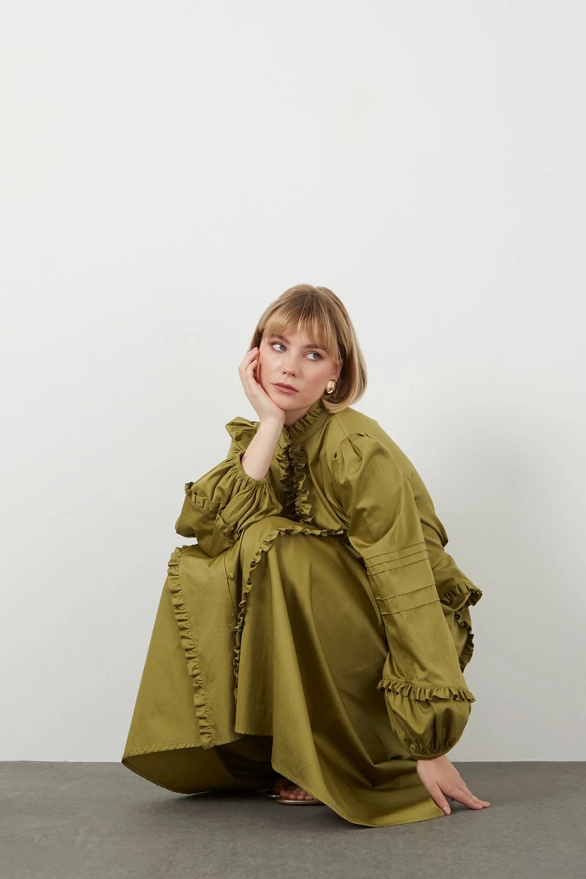 Green Midi Ruffle Collar Dress - Image 3