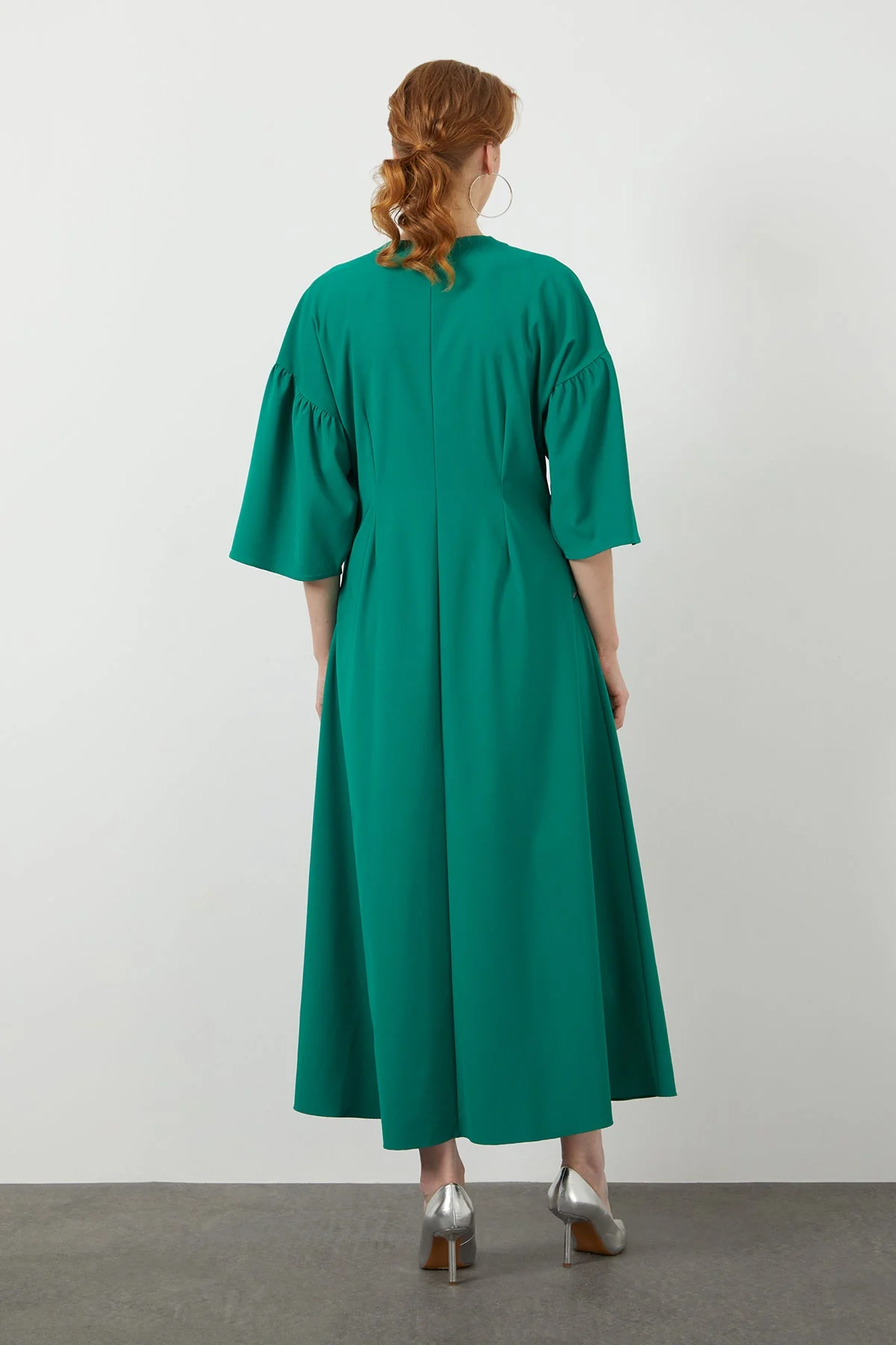 Green Pocketed Midi Dress - Image 4