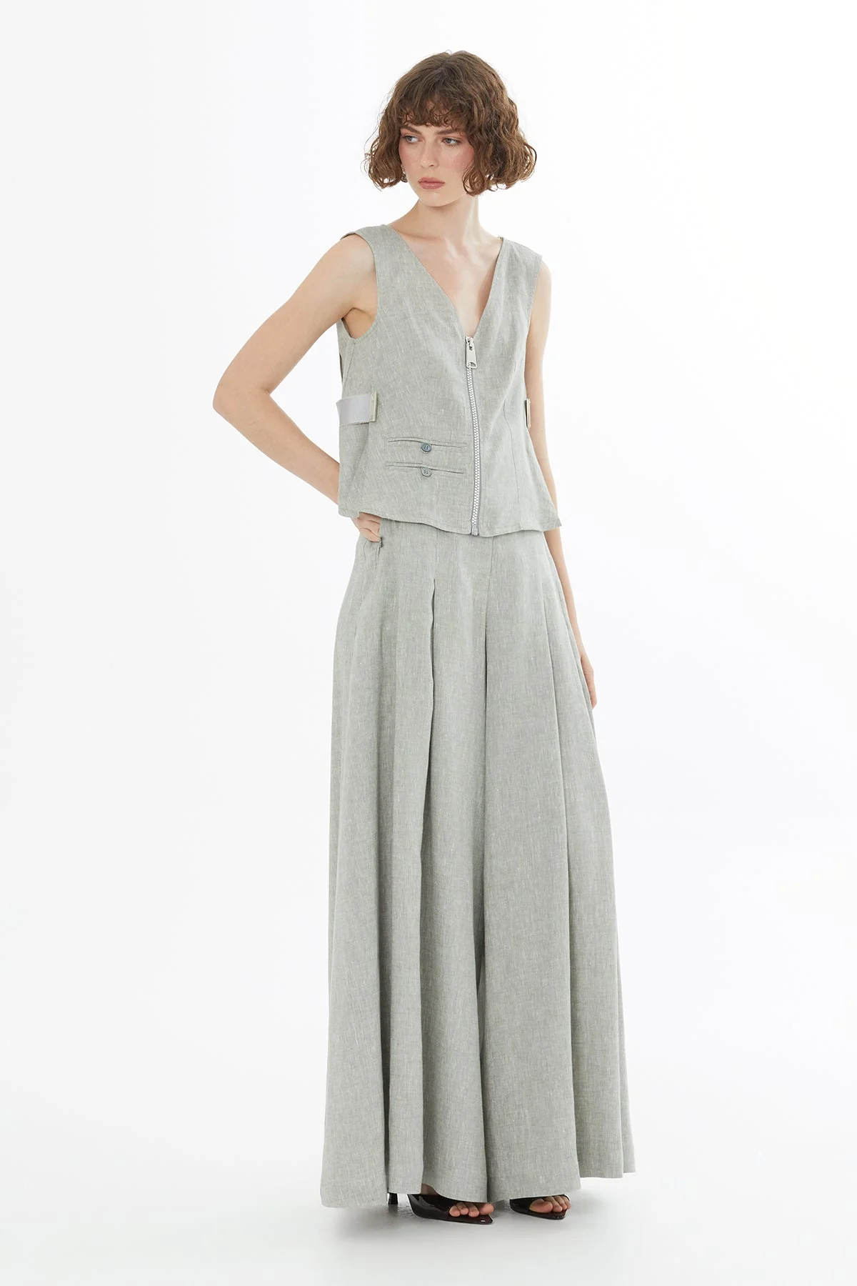 Green Sleeveless Pocket Linen Blouse - Image 4