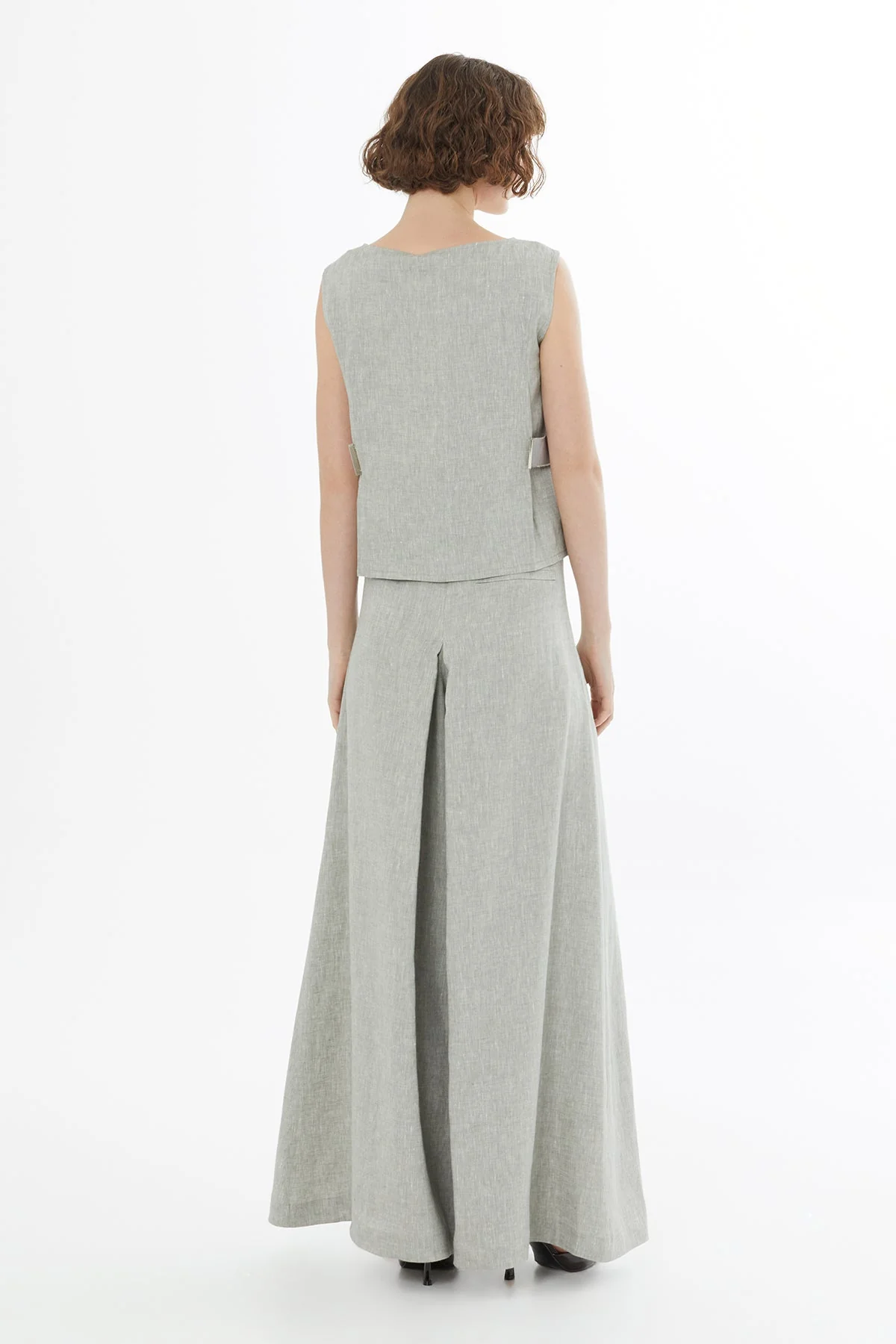 Green Sleeveless Pocket Linen Blouse - Image 5
