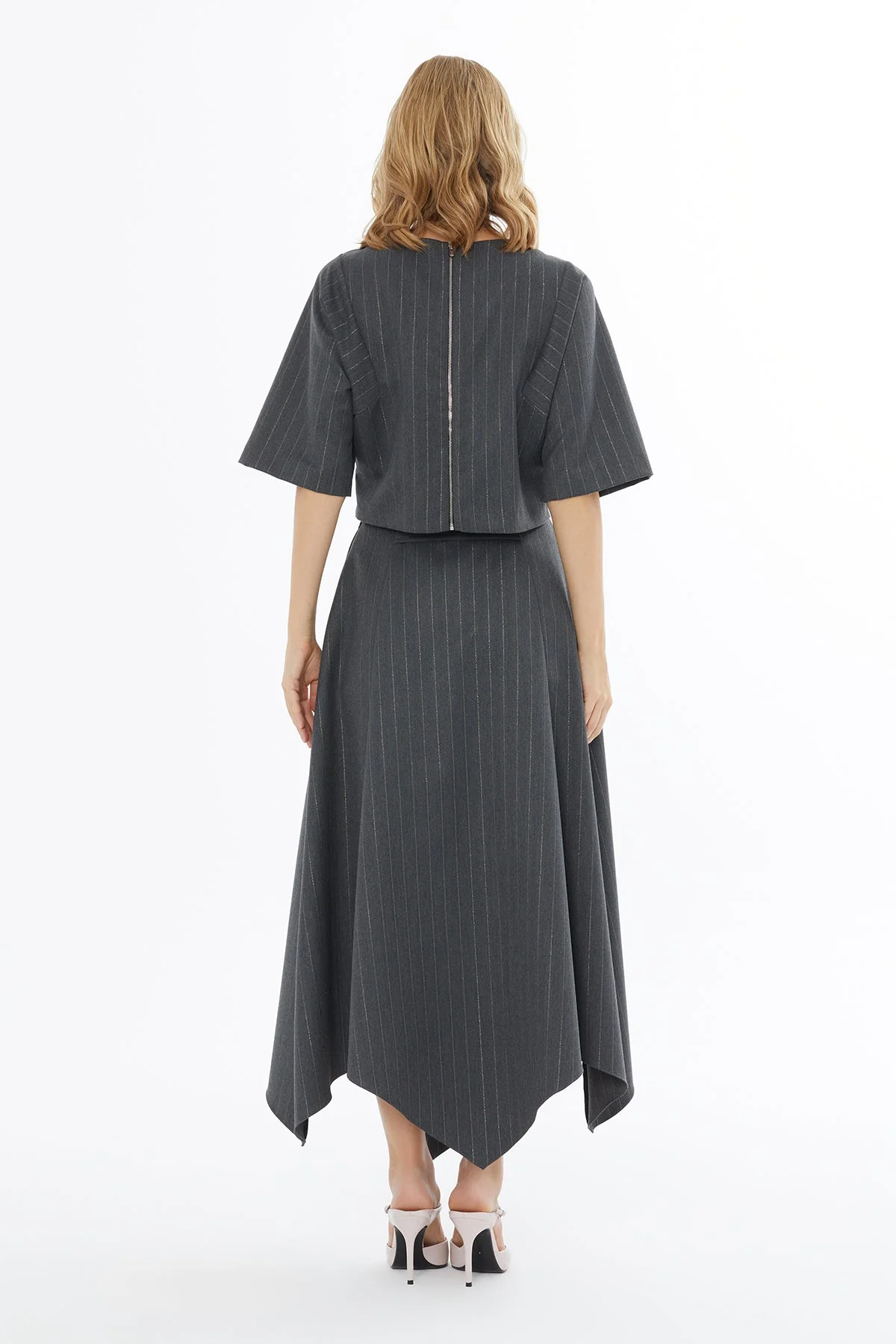 Grey Asymmetrical-Hem Pleated Midi Skirt - Image 3