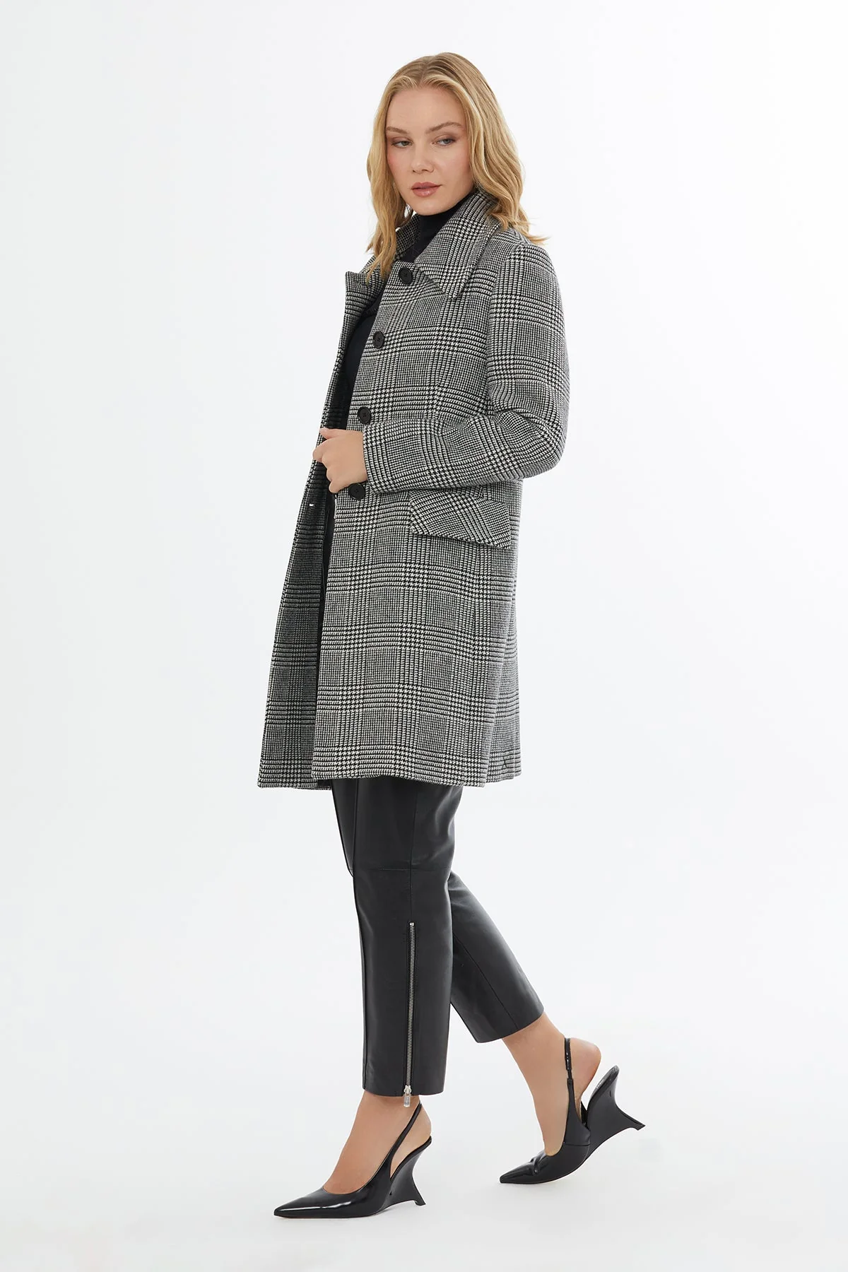 Grey Button-Front Jacket with Pockets - Image 4