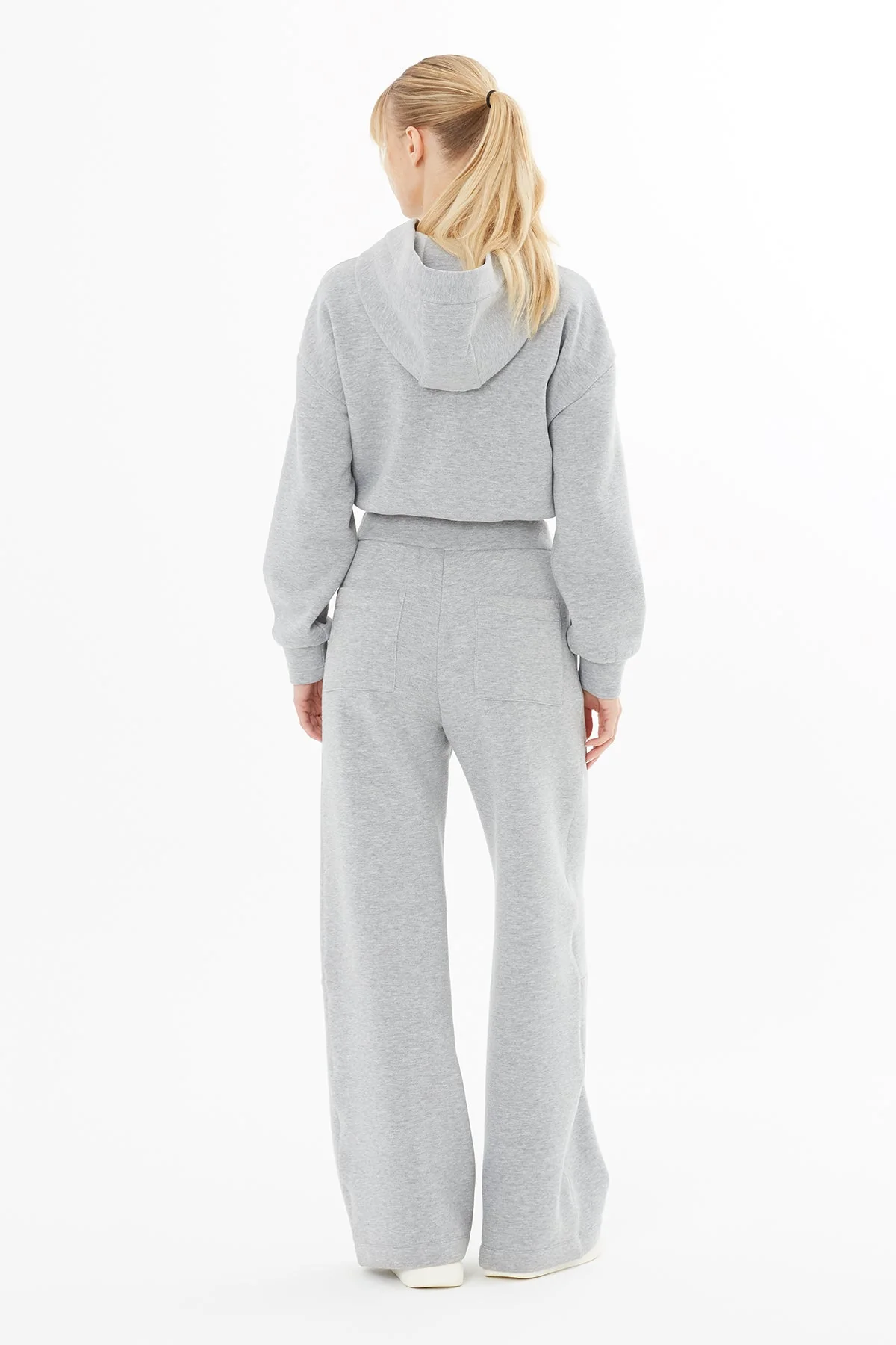 Grey Elastic-Waist Wide-Leg Sweatpants - Image 4
