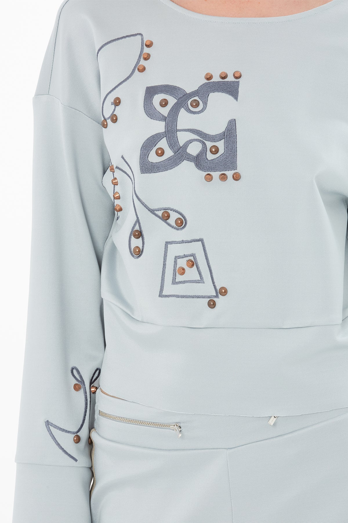 Grey Embroidered Sweatshirt - Image 3