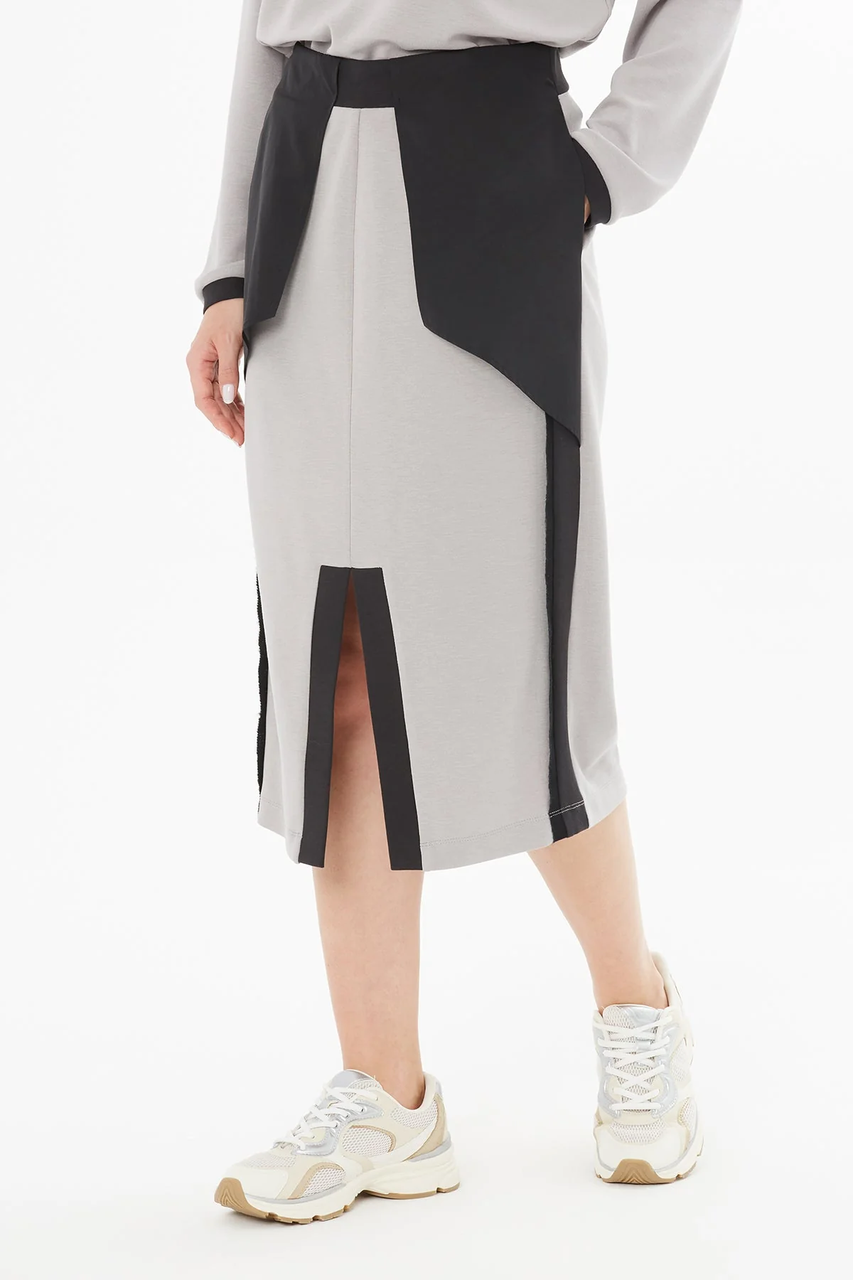 Grey Midi Skirt with Contrast Detail - Image 3