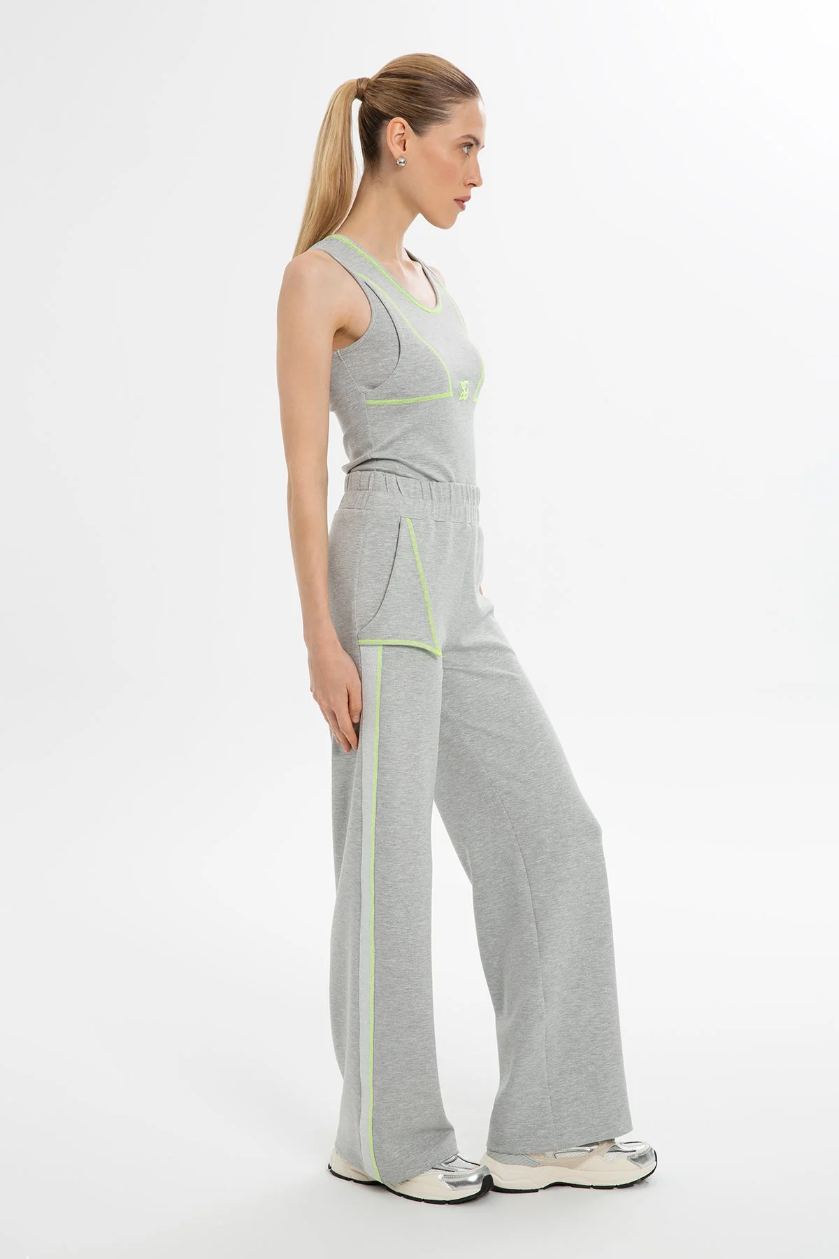 Grey Pocketed Straight-Leg Sweatpants - Image 3