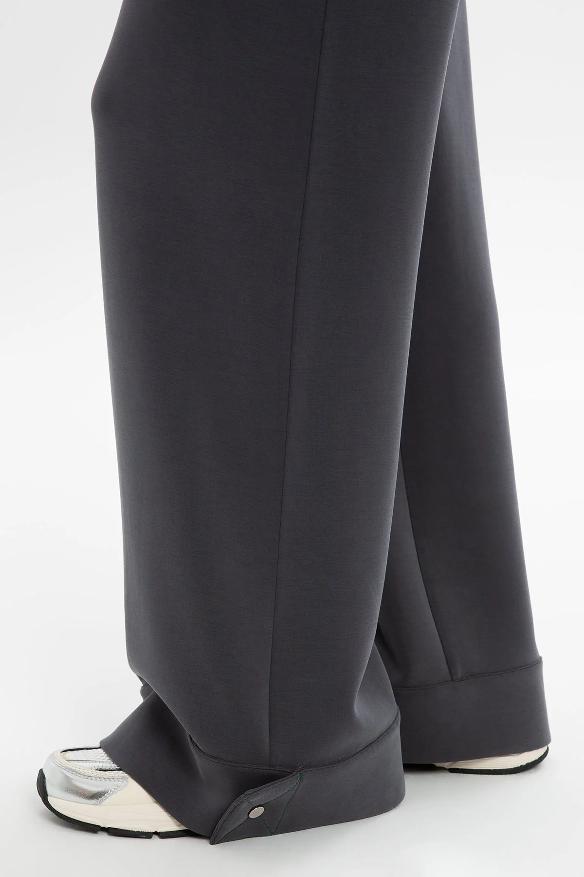 Grey Snap-Button Hem Sweatpants - Image 4