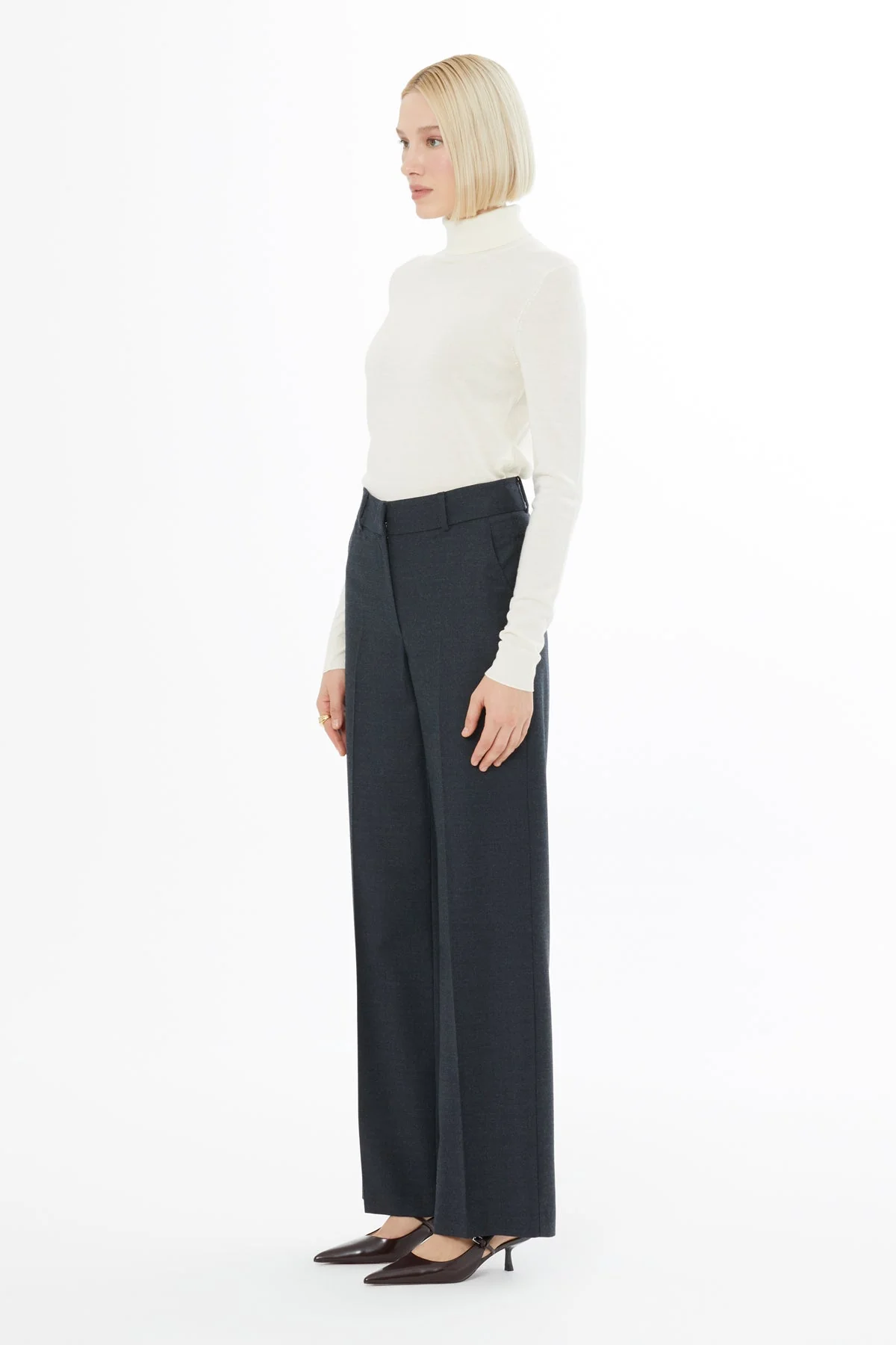 Grey Wide-Leg Trousers - Image 3