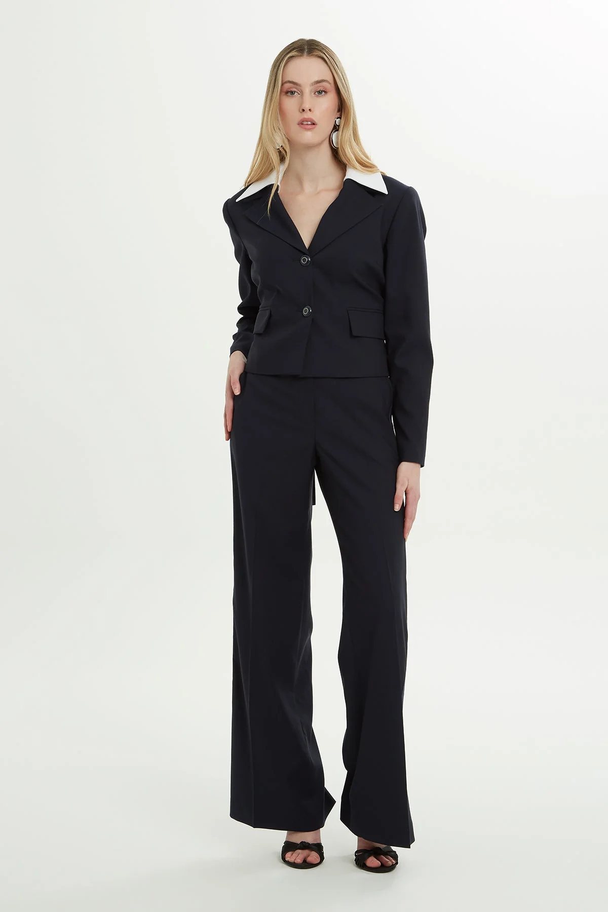 Navy Contrast-Collar Jacket