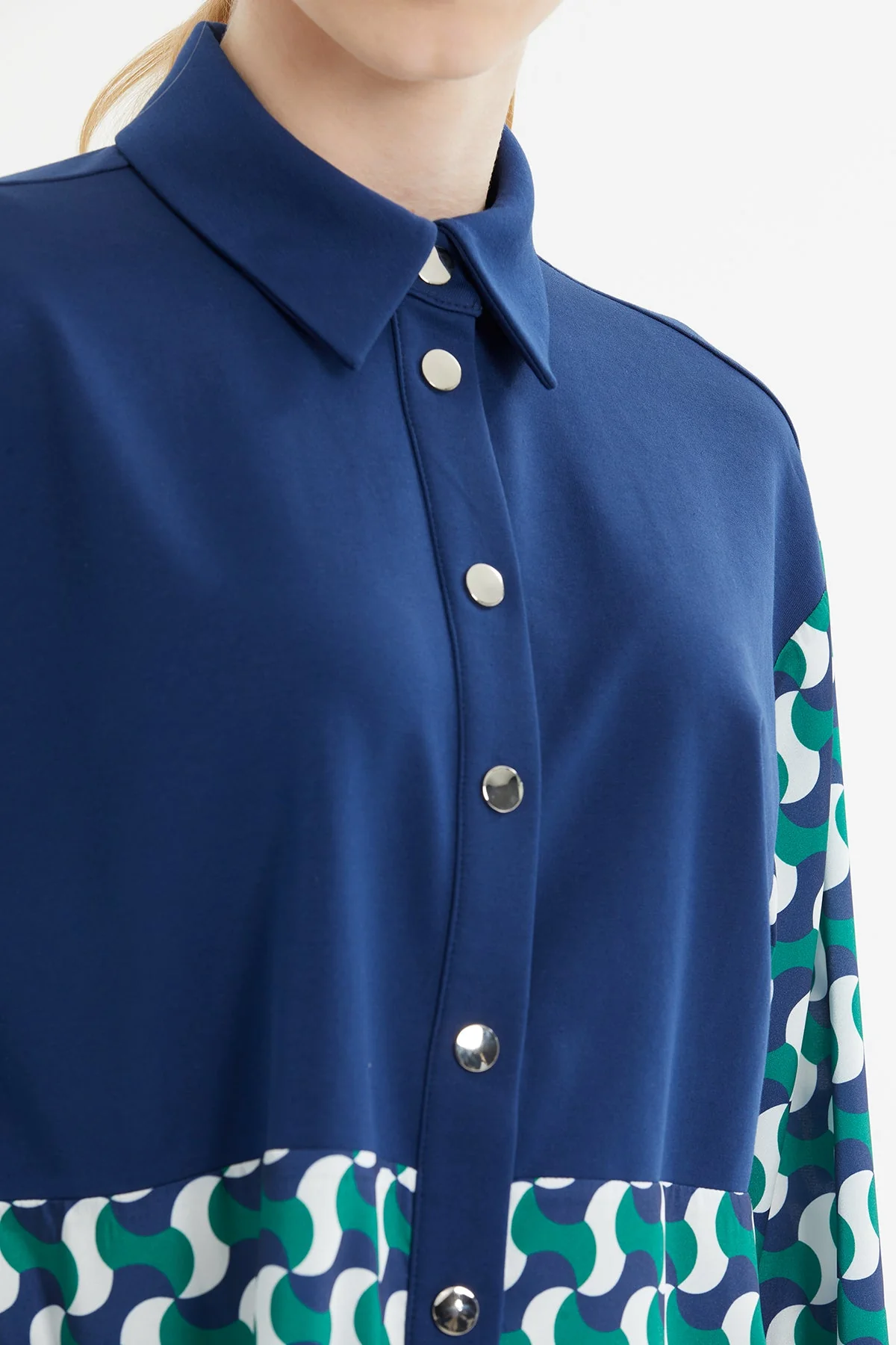Navy Geometric-Pattern Tracksuit - Image 3
