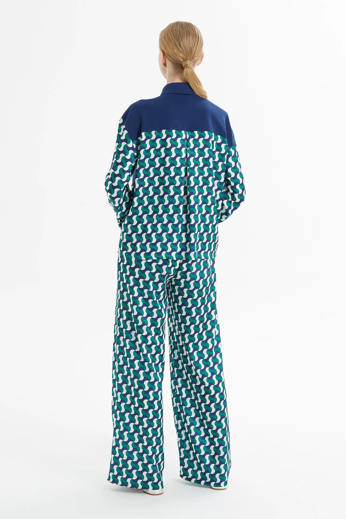 Navy Geometric-Pattern Tracksuit - Image 5
