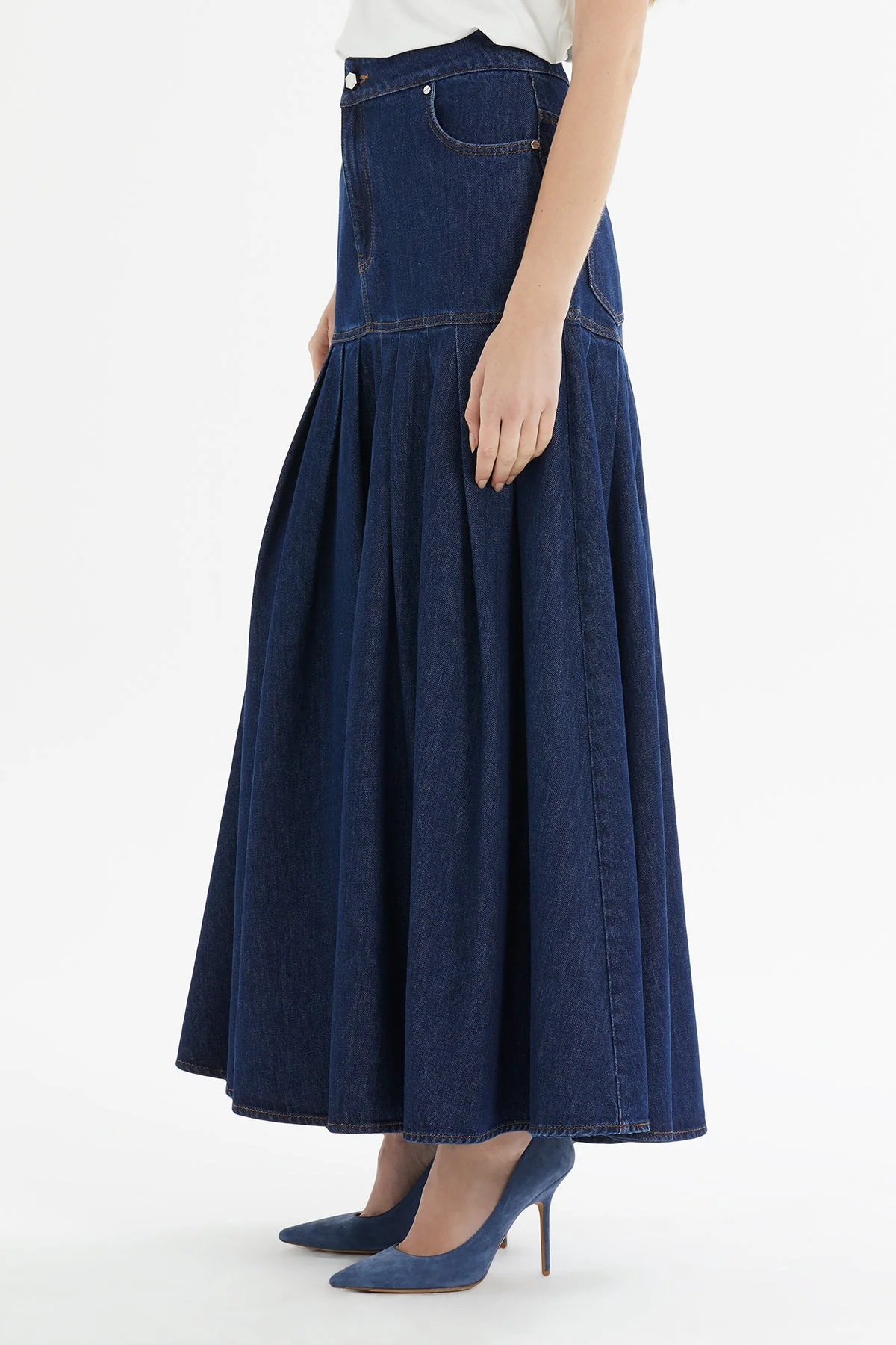 Navy Pleated Maxi Denim Skirt - Image 4