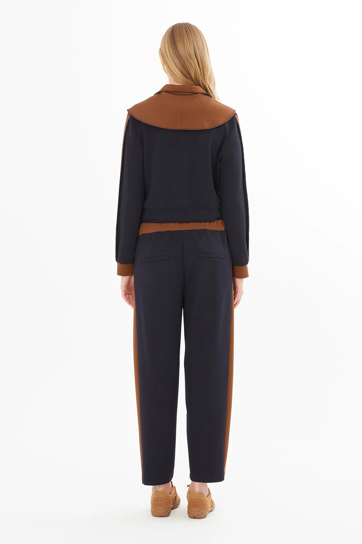 Navy Stitch-Detail Sweatshirt - Image 4