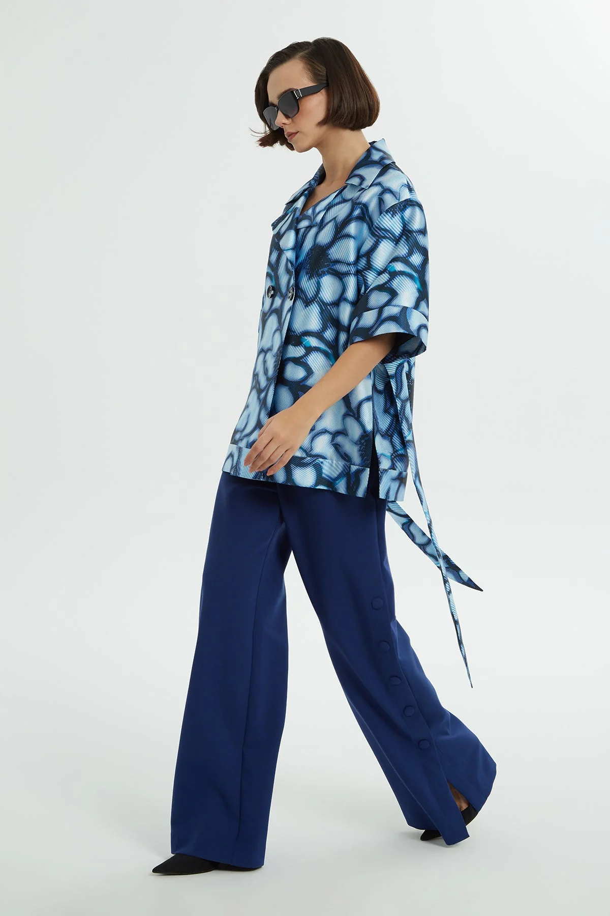 Patterned Crew Neck Short Jacket - Image 2
