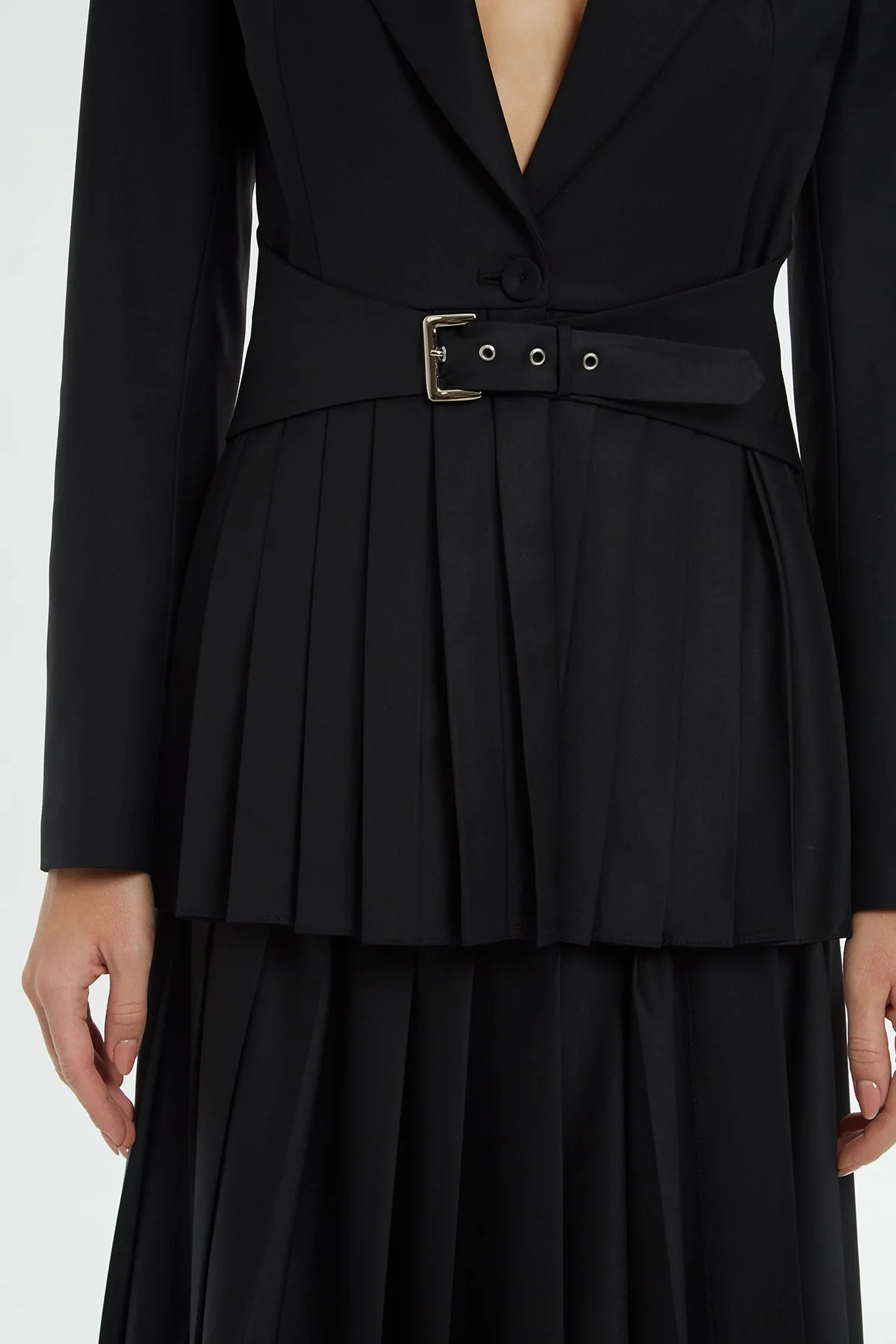 Pleated Accessory-Detail Jacket - Image 3