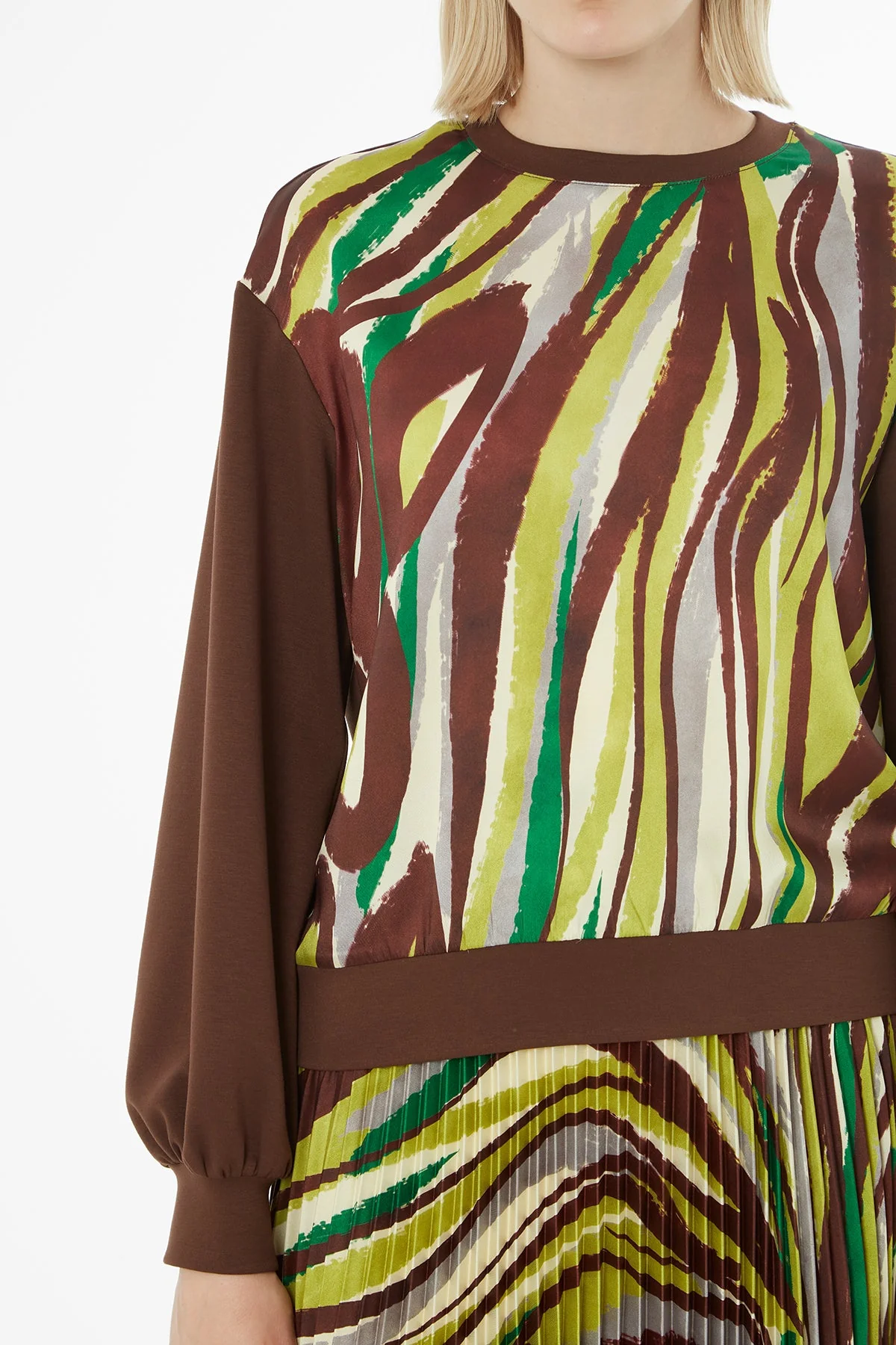 Printed Bicycle-Collar Blouse Set - Image 2