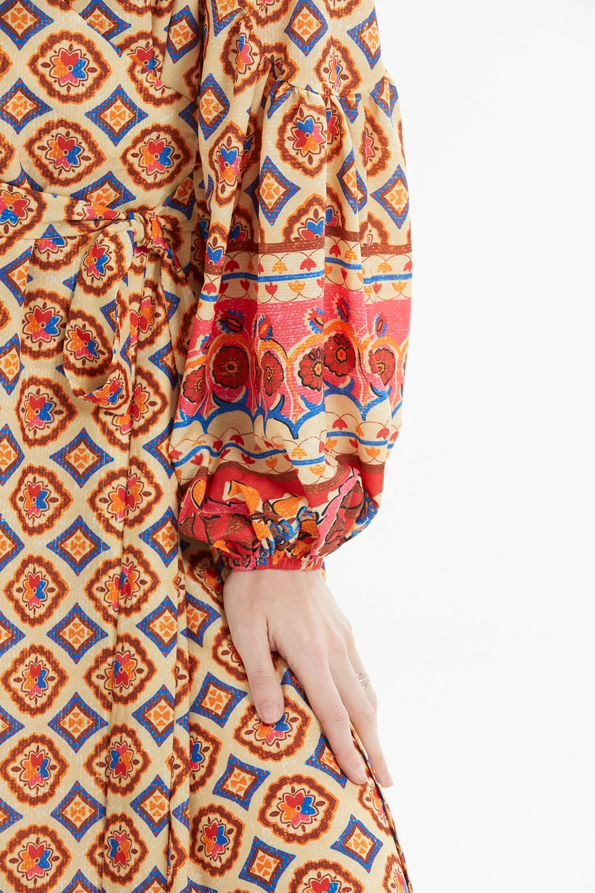Printed Flared Dress with Belt Detail - Image 4
