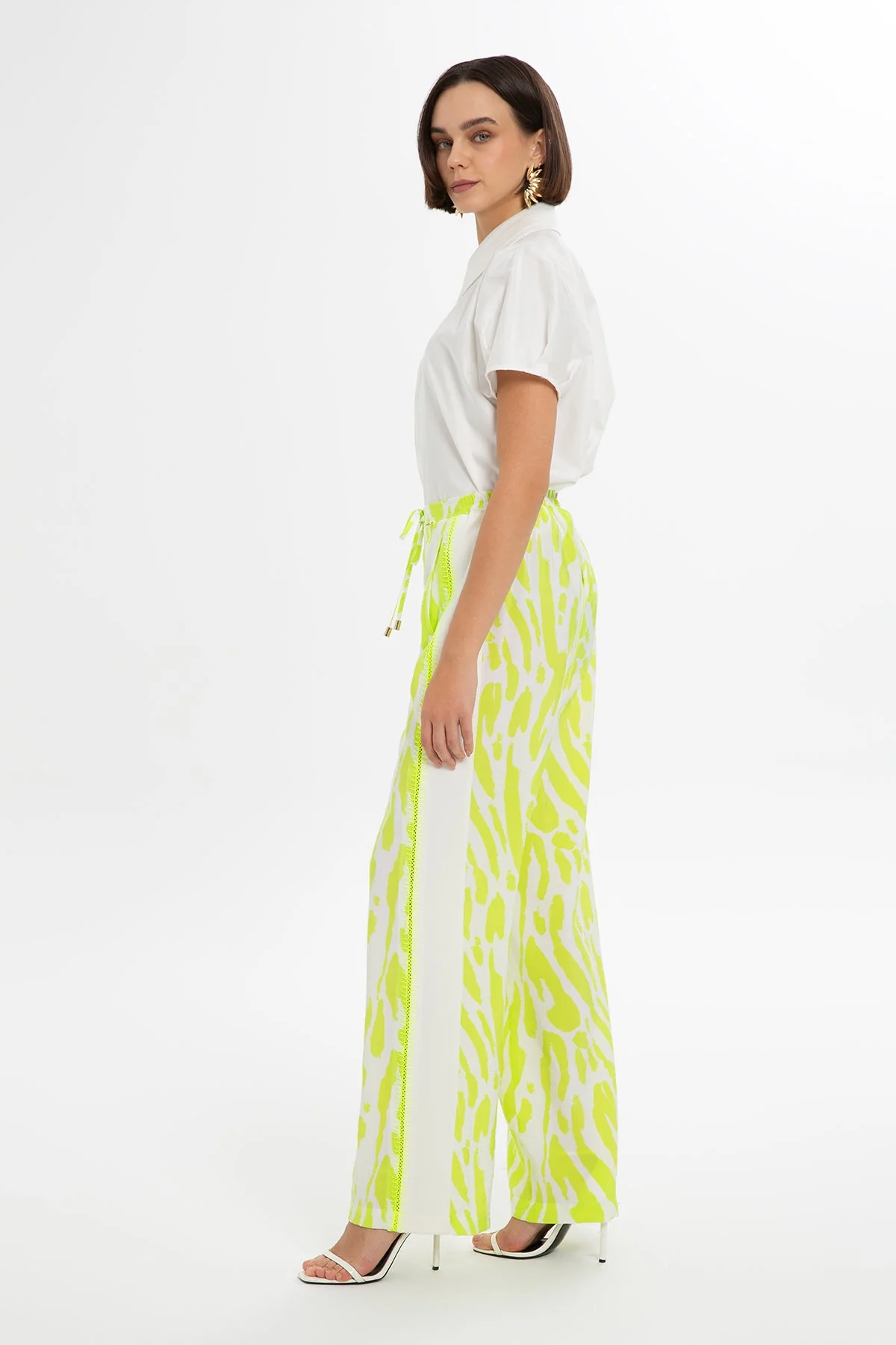 Printed Green Relaxed-Fit Pants - Image 2