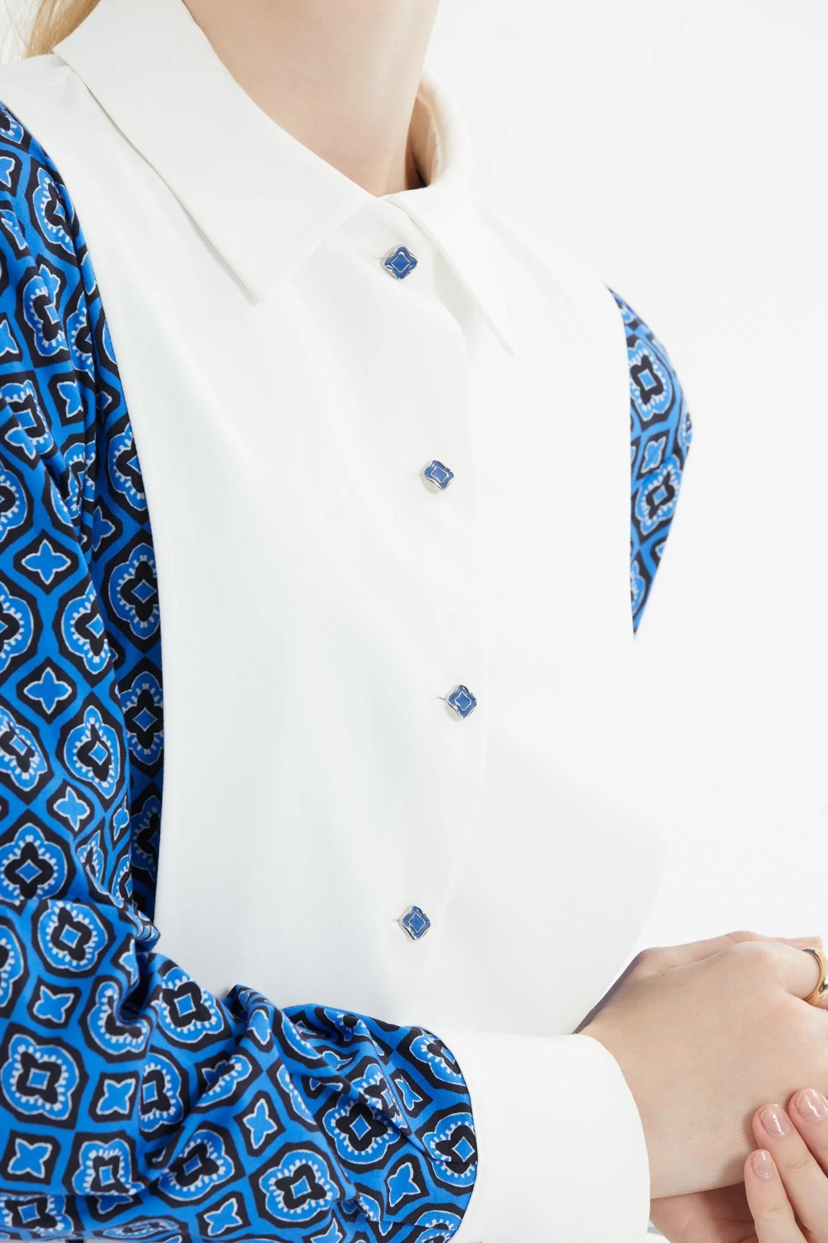 Printed Long Dress with Bow-Tie - Image 4