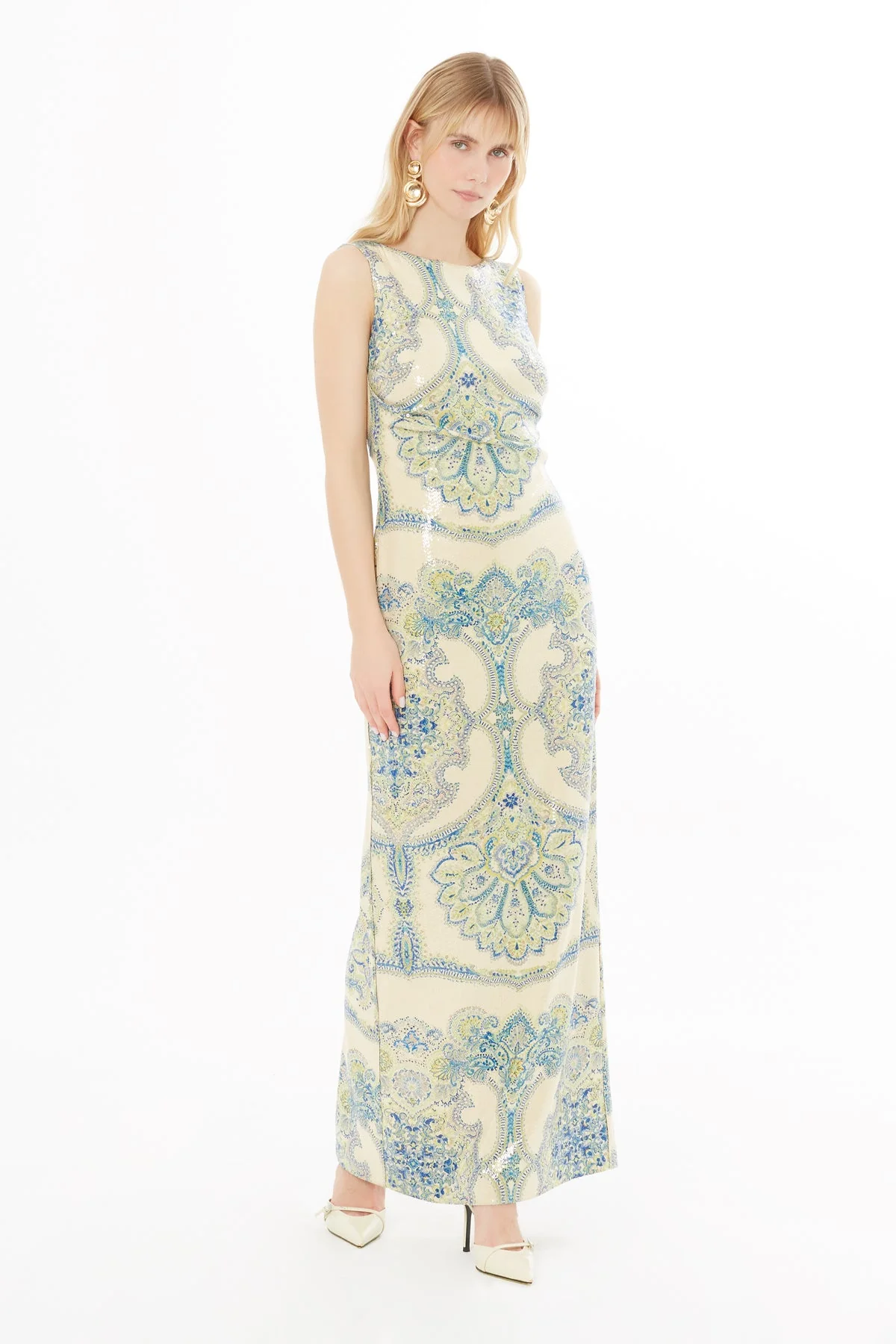 Printed Maxi Dress with Backless Design - Image 4
