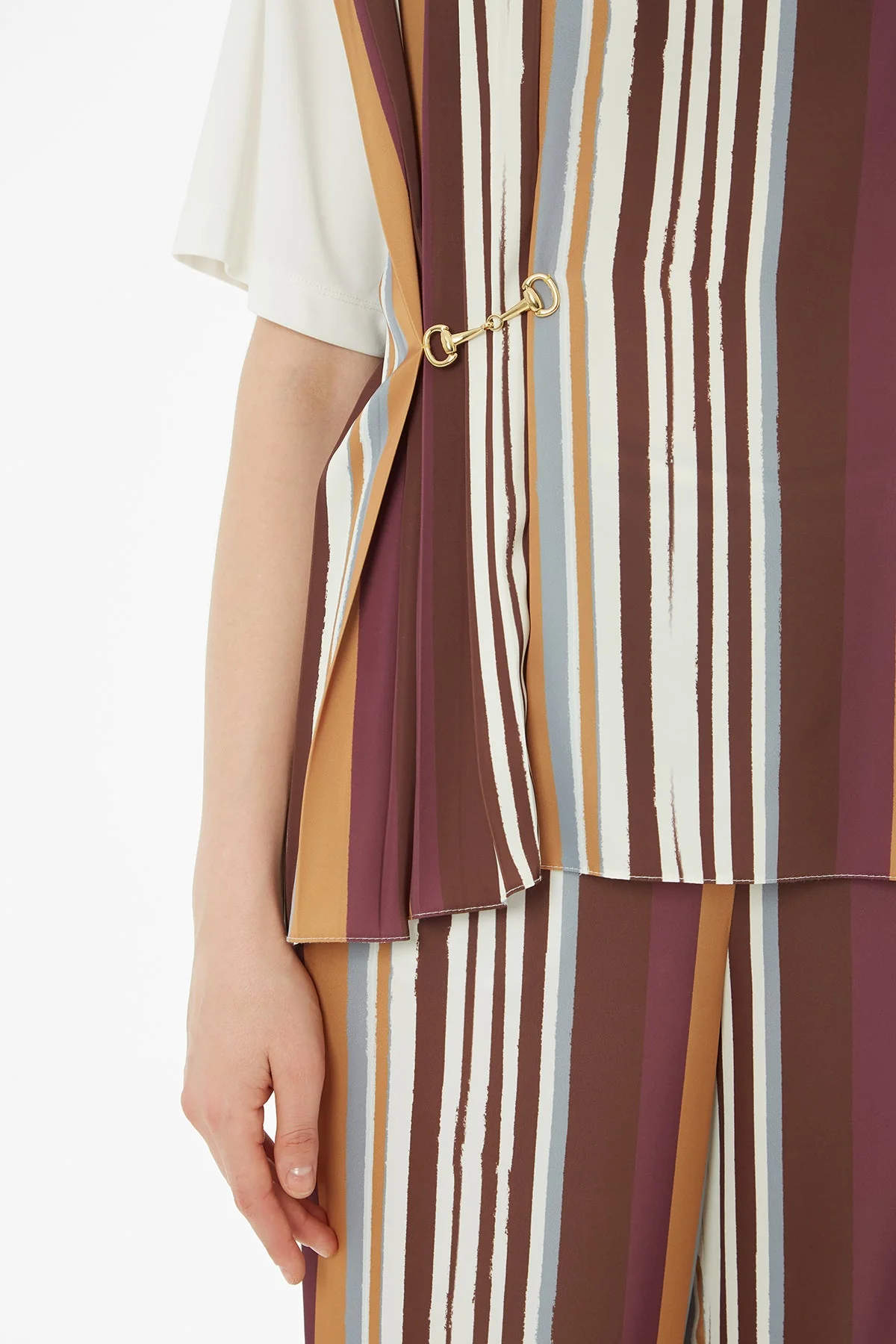 Printed Pleated Striped Set with Detail - Image 3