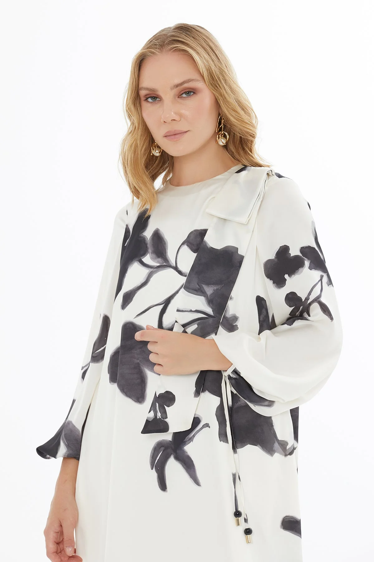 Printed Ruffled Maxi Dress - Image 2