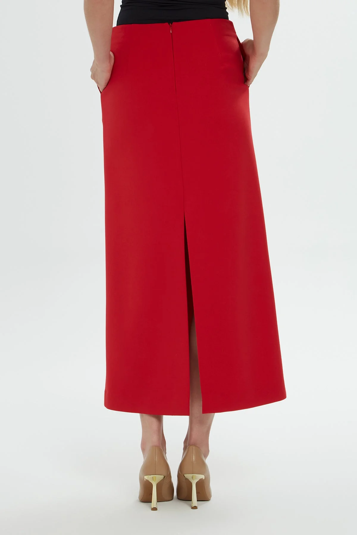 Red Pocketed Slit-Detail Midi Skirt - Image 4