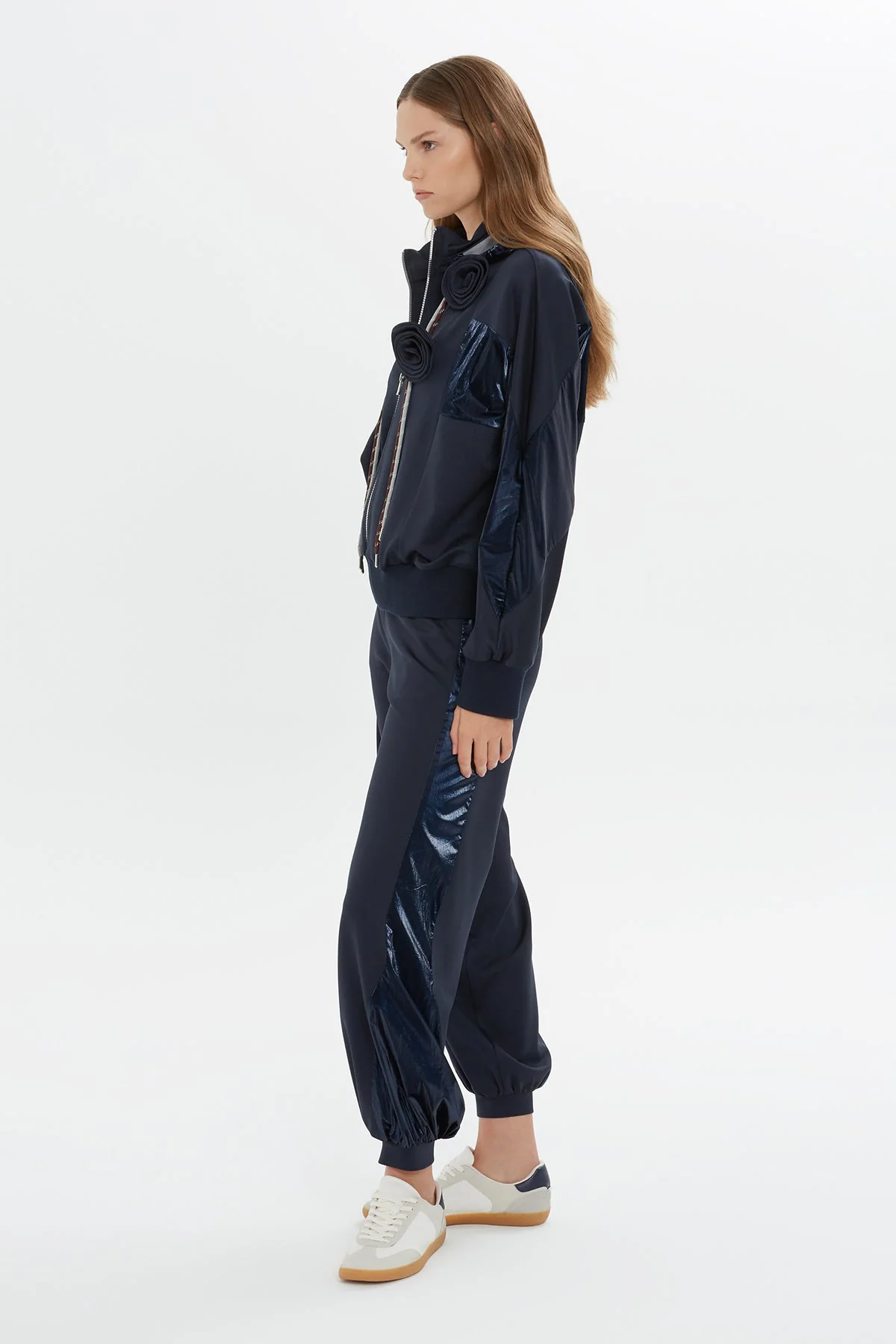 Rose-Detail Sweatshirt - Image 3