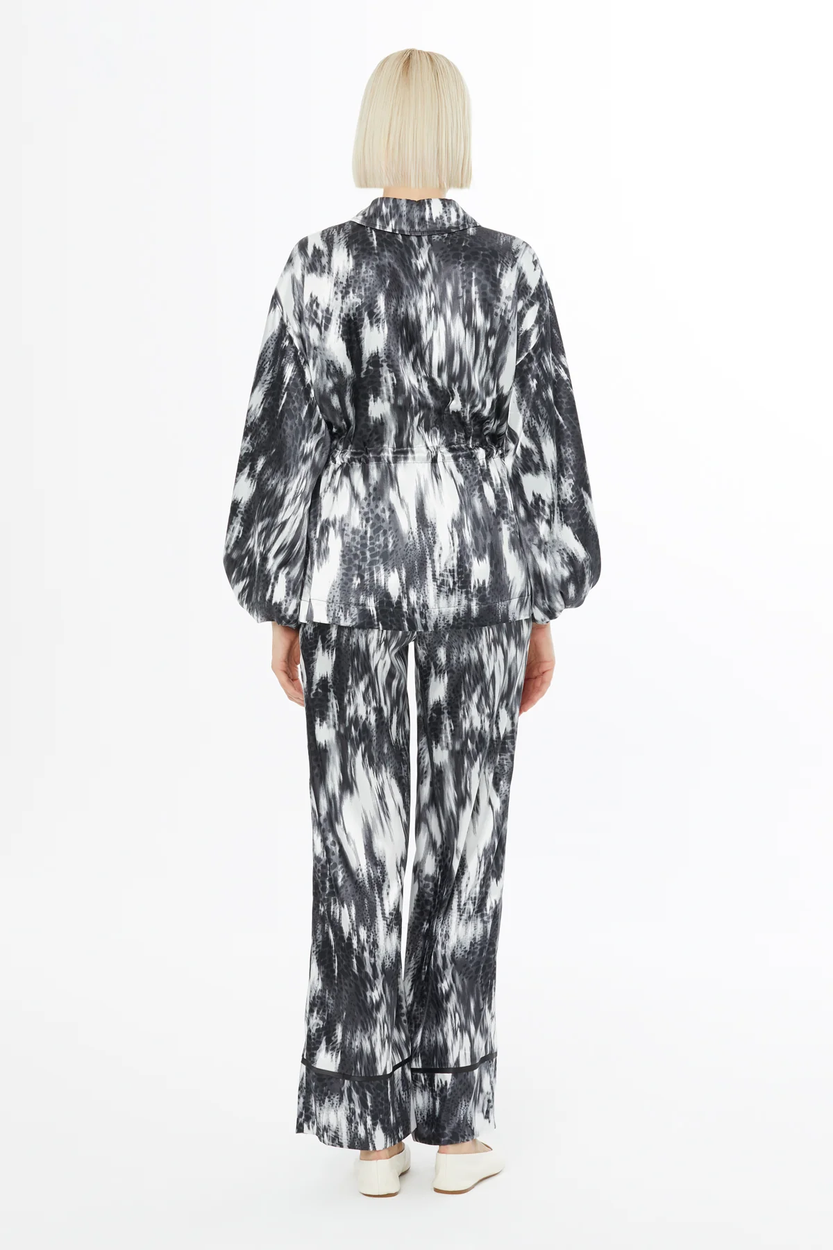 Ruched Sleeves Patterned Set - Image 3