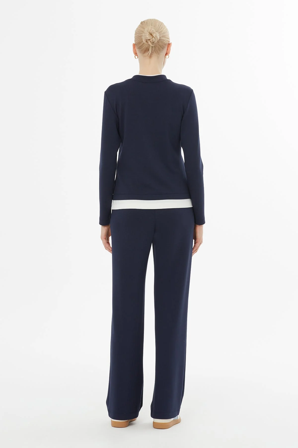 Tracksuit Set with Panel Hem and Elastic Waist - Image 4