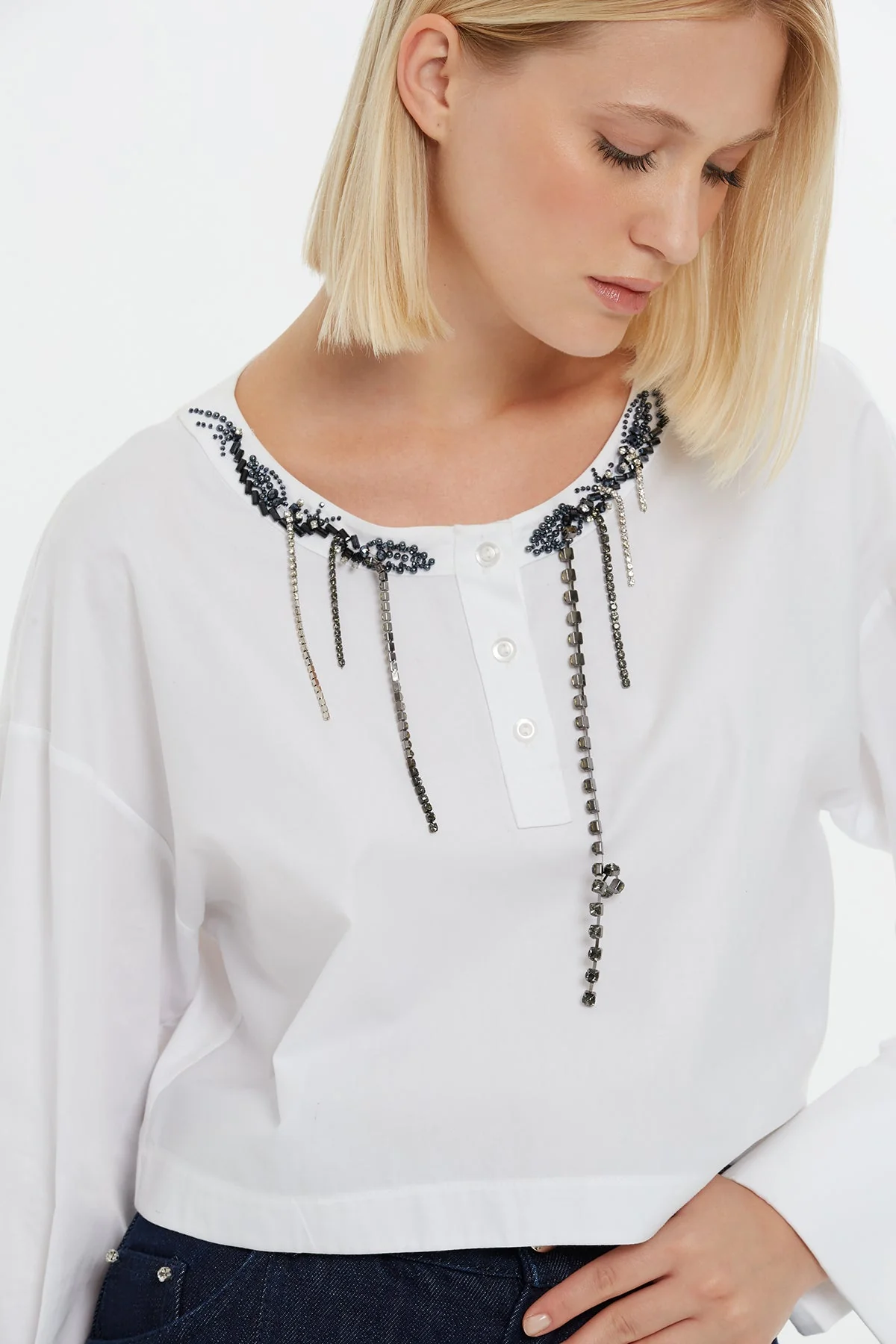 White Beaded Collar Detail Blouse - Image 2