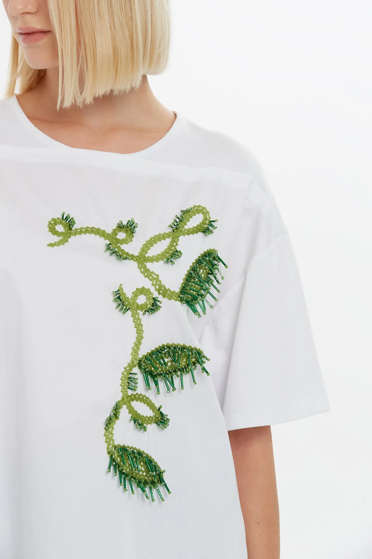 White Embroidery Detail Beaded Trim T-Shirt - Image 4