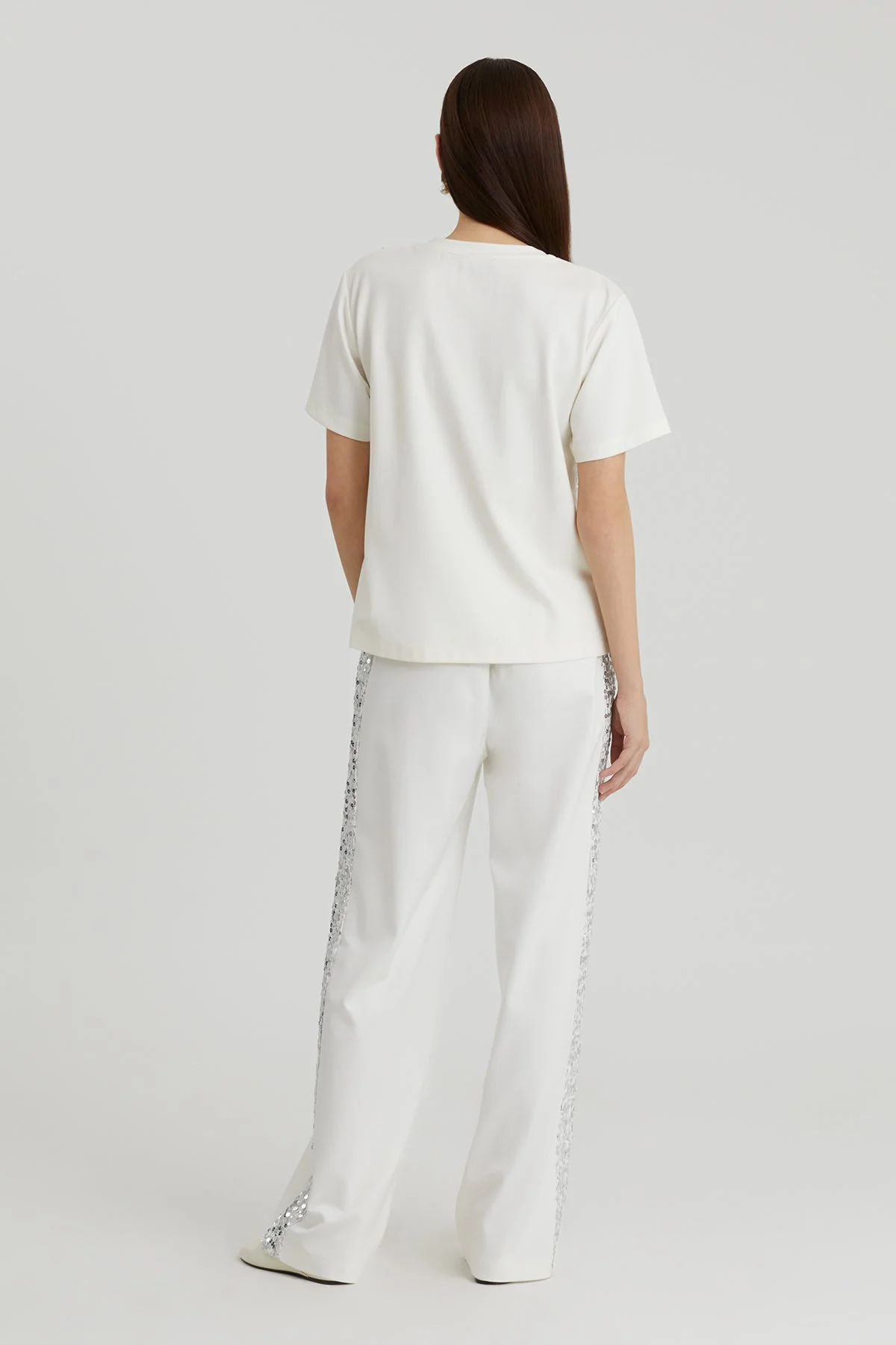 White Floral Embellished Sequin T-Shirt - Image 5