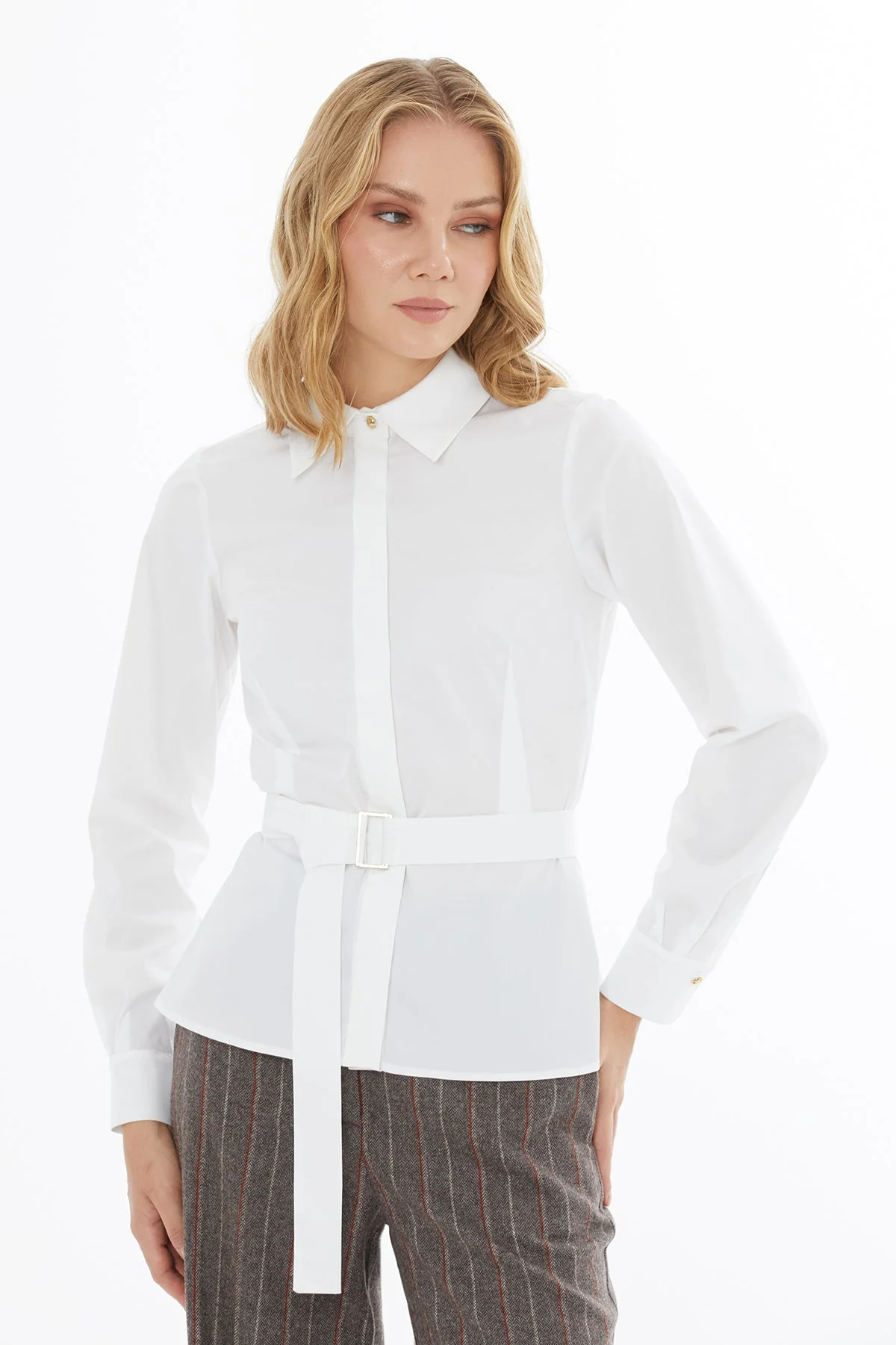 White Long-Sleeved Shirt with Belt - Image 3