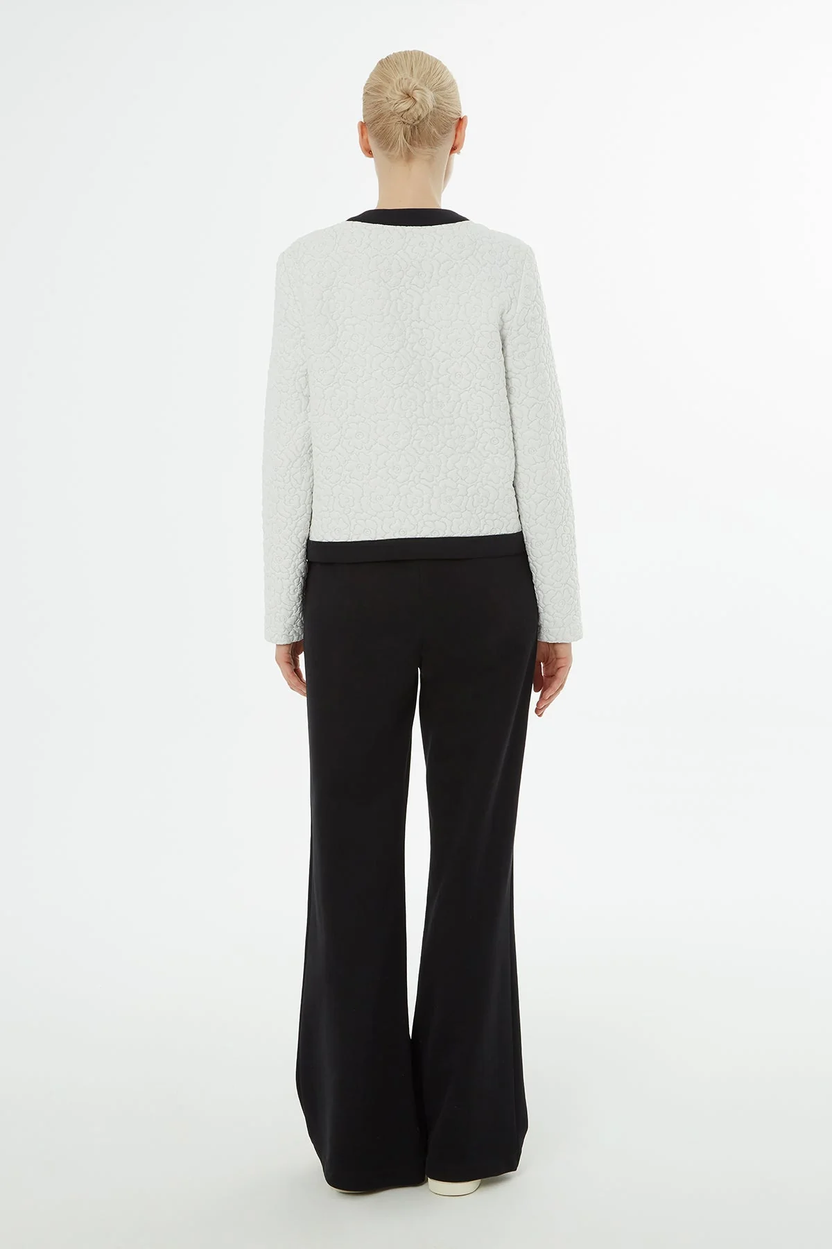White Printed-Detail Tracksuit Set - Image 4